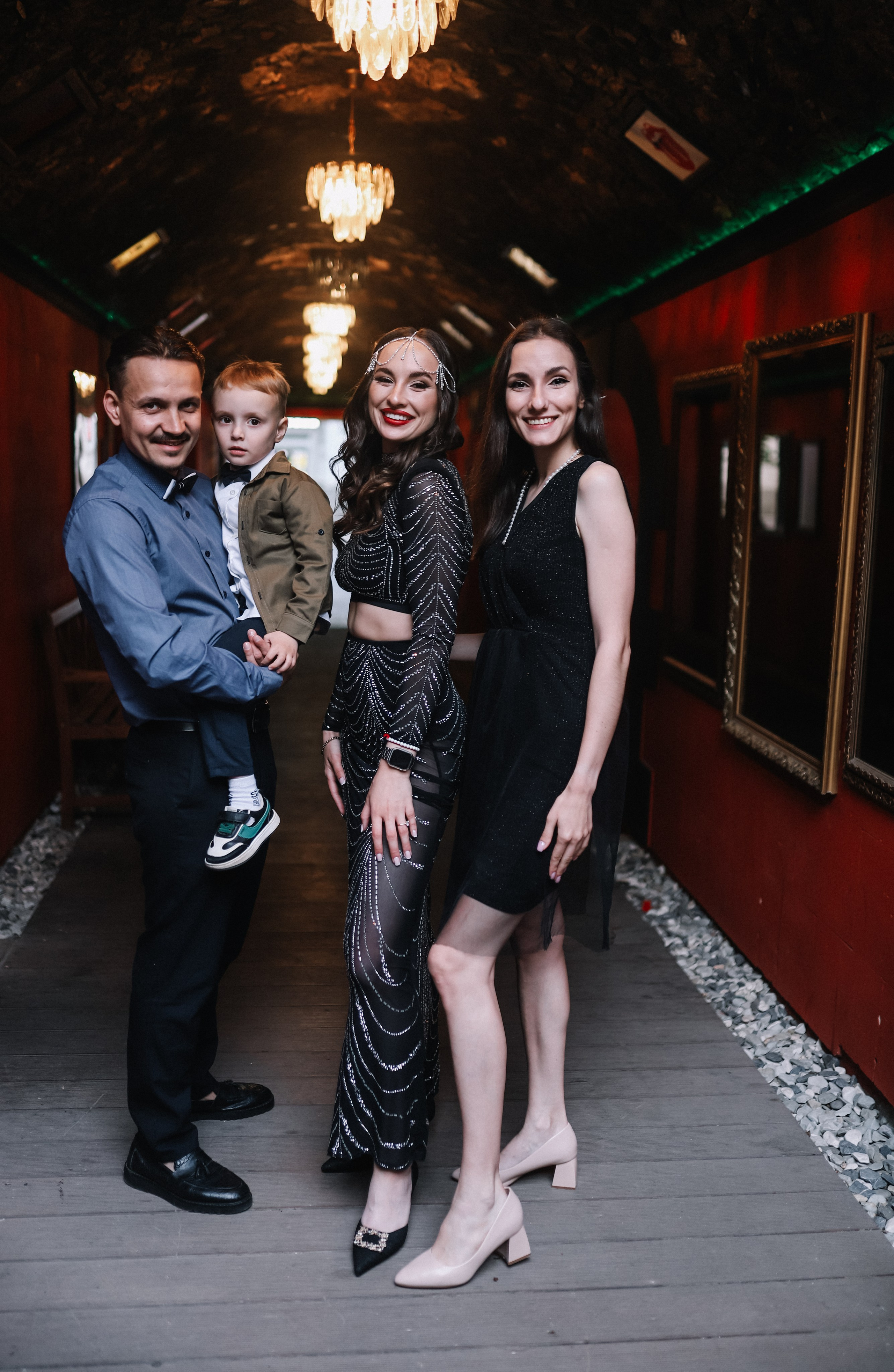 25.Диана и гости