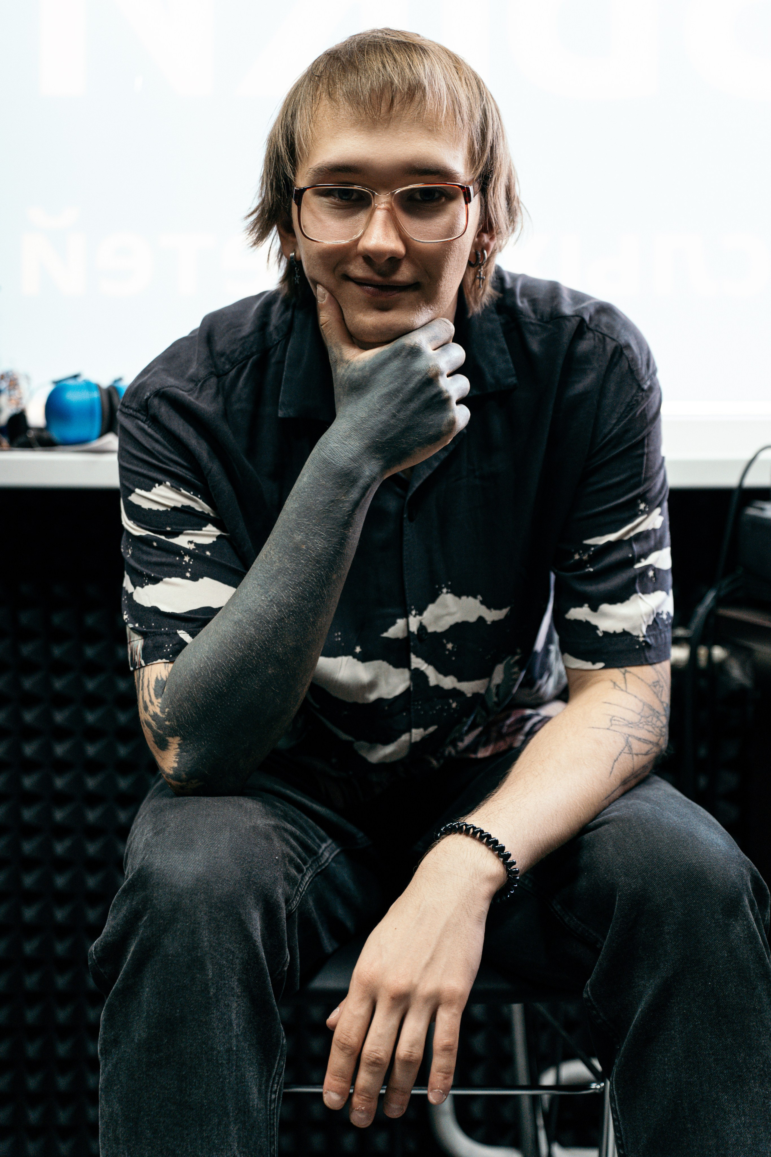 Hi Music. Я занимаюсь событийной, свадебной, товарной, студийной… фотографией