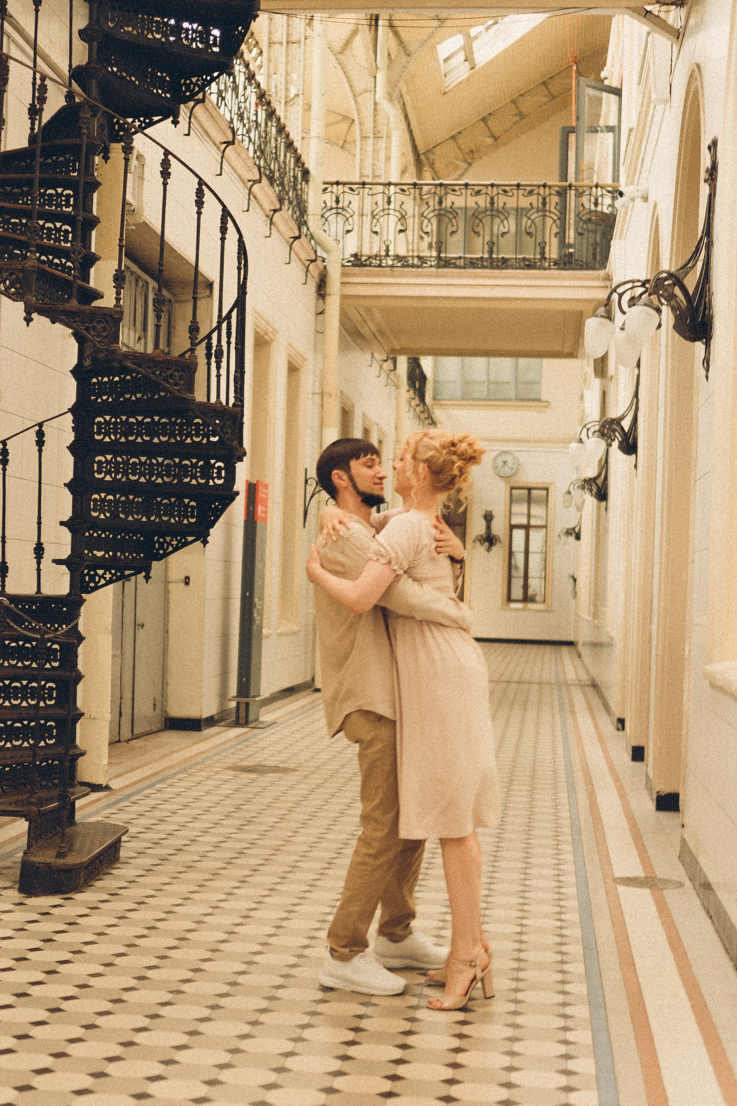 ПРОГУЛКА НА ВИТЕБСКОМ ВОКЗАЛЕ. Профессиональный фотограф, Санкт-Петербург — Виктория Богомолова
