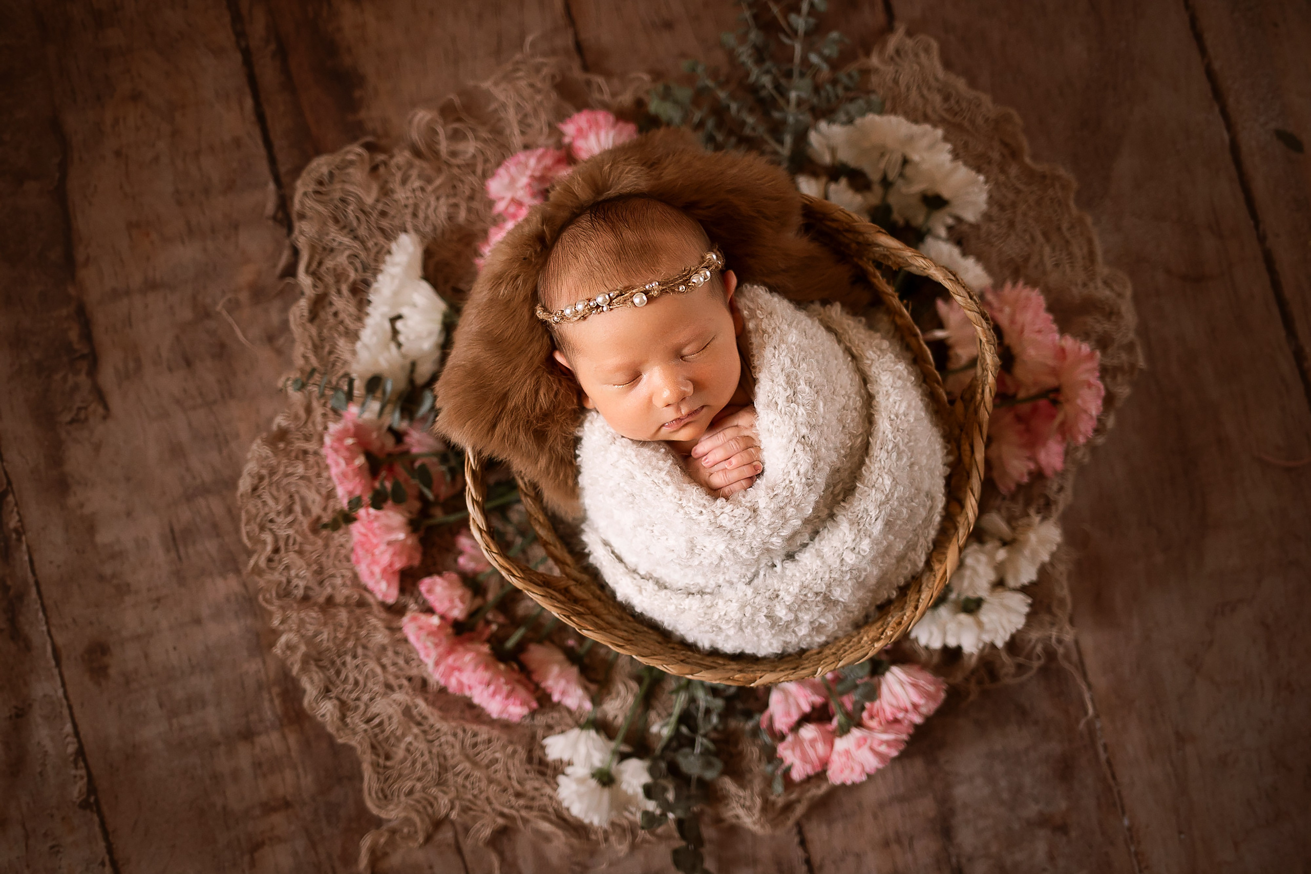 Фотосессия новорожденного. Фотограф новорожденных в Новосибирске