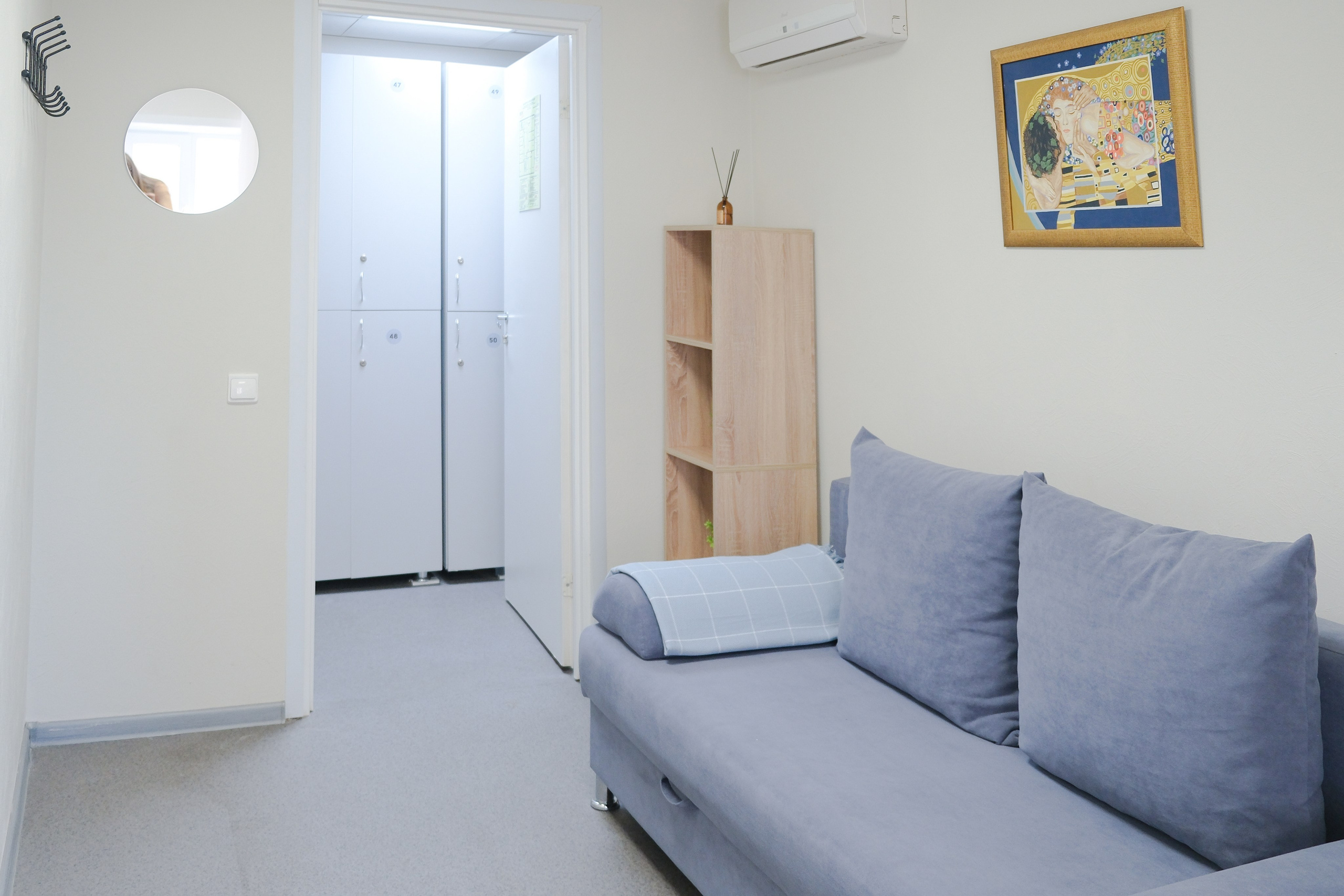 Съемка для хостела. Фотограф на камеру и мобильная съемка в Казани Лидия