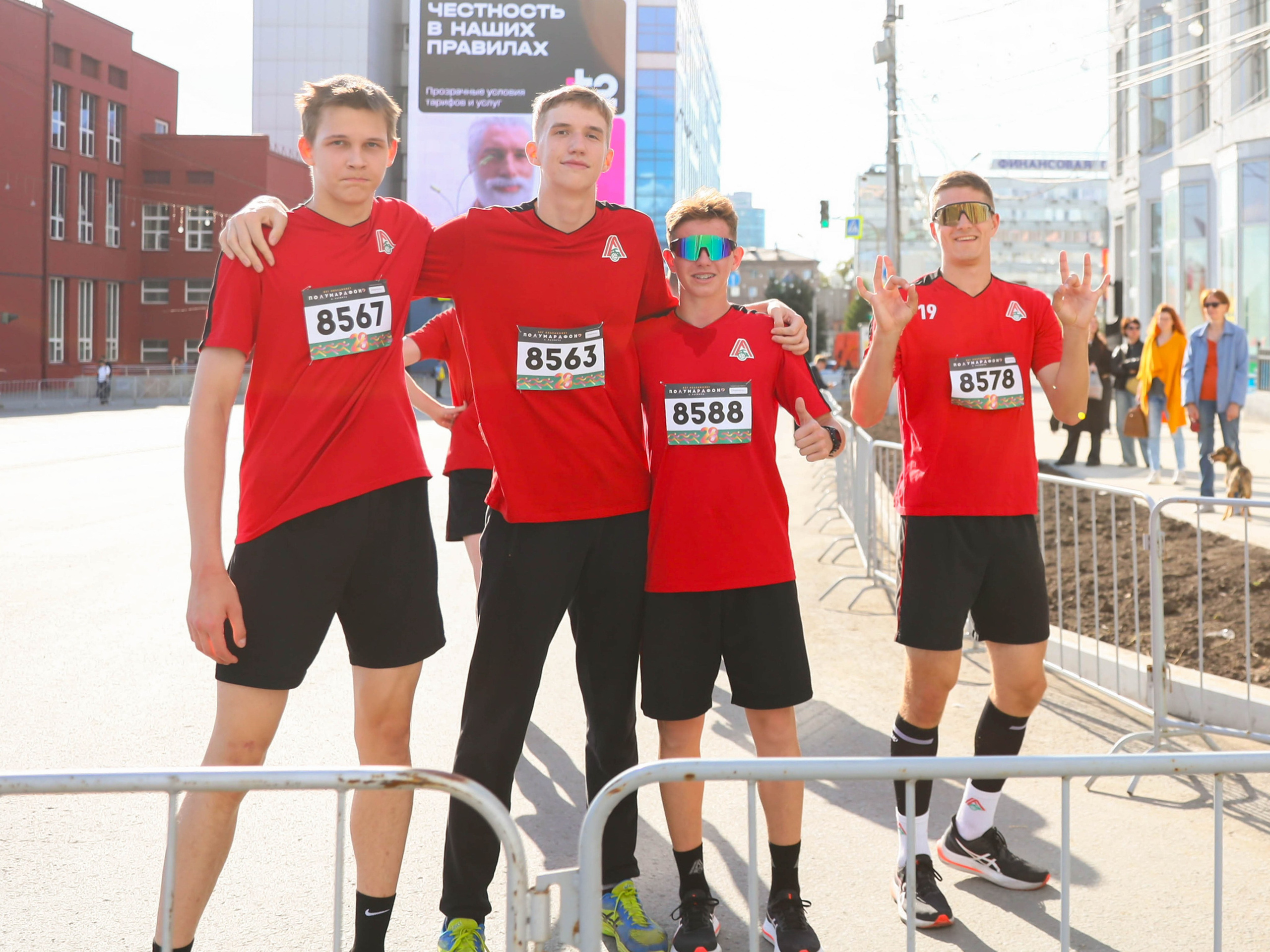 Полумарафон А. Раевича 2025. Репортажный фотограф в Новосибирске Алена Помазунова