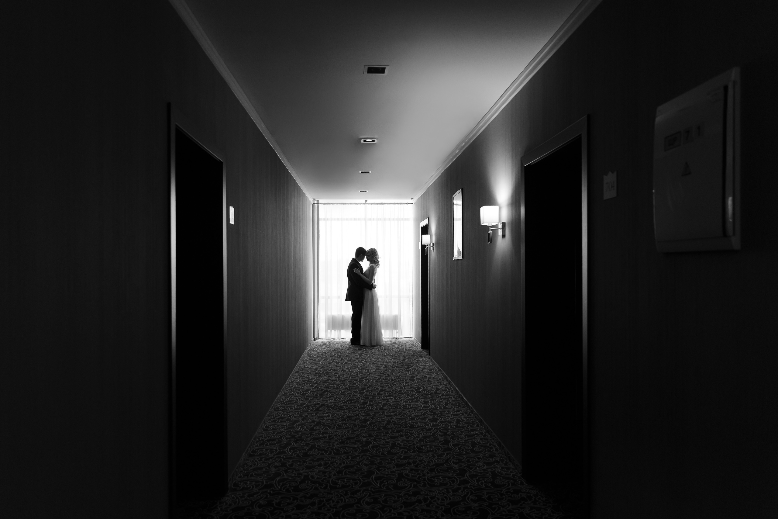 встреча жениха и невесты в отеле sk-royal