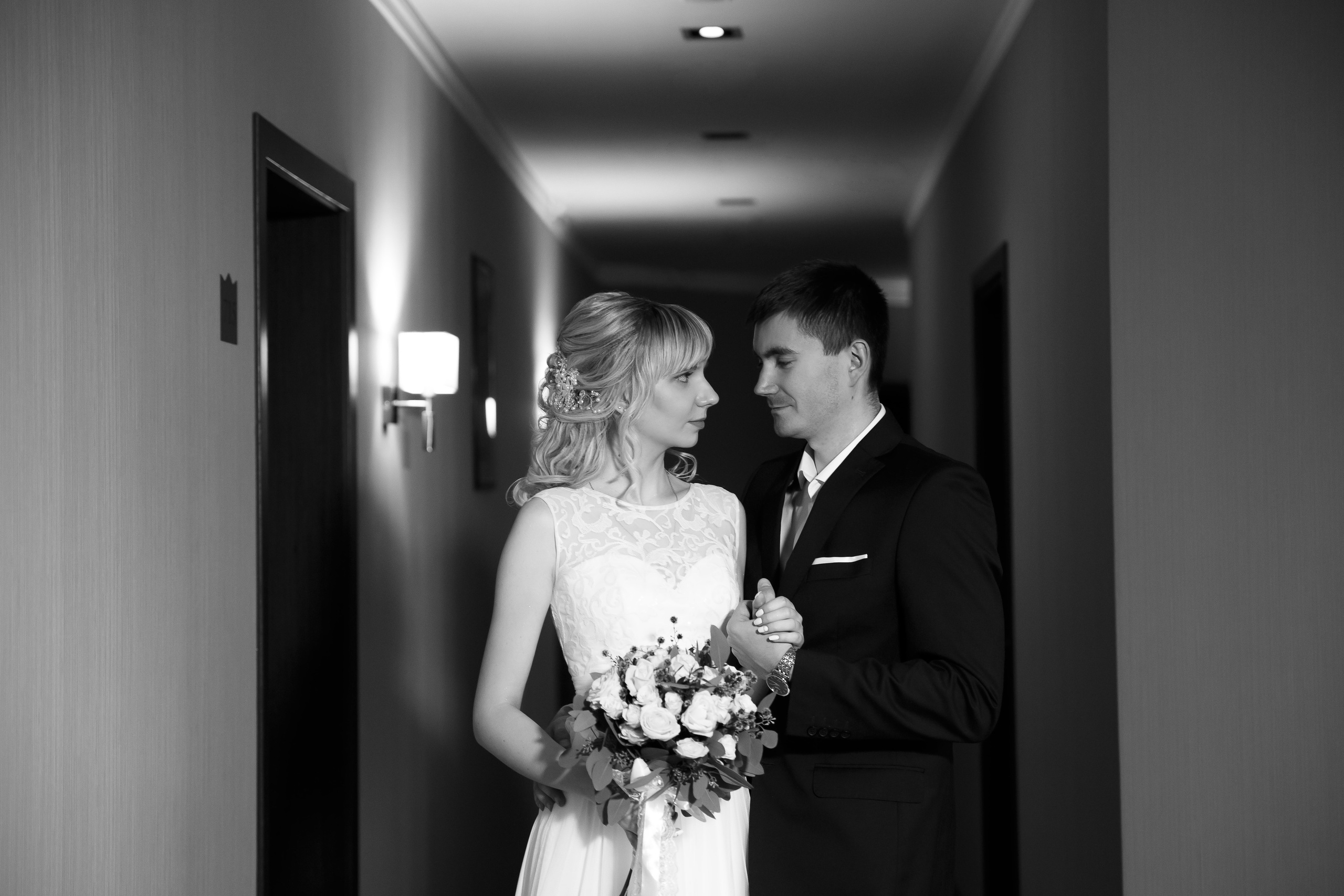 невеста с женихом, совместное фото