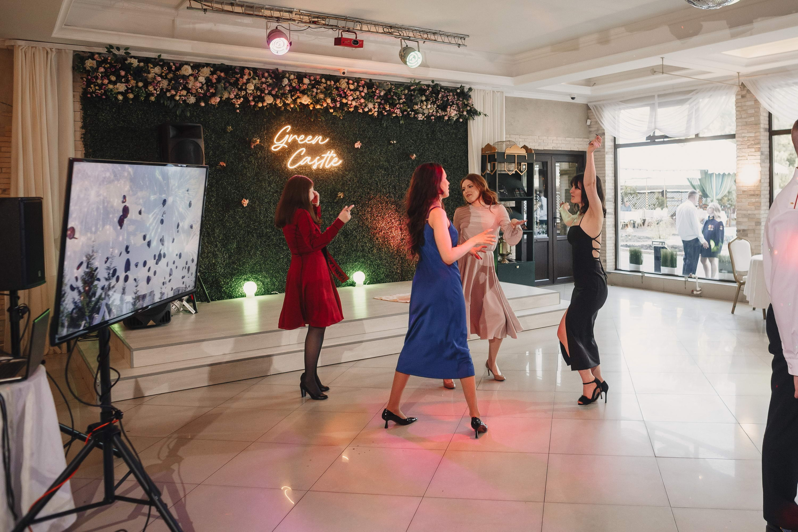 Банкет офицеров выпускников академии связи. Свадебный фотограф Игорь Брундасов 8PHOTO на свадьбу венчание загс СПб