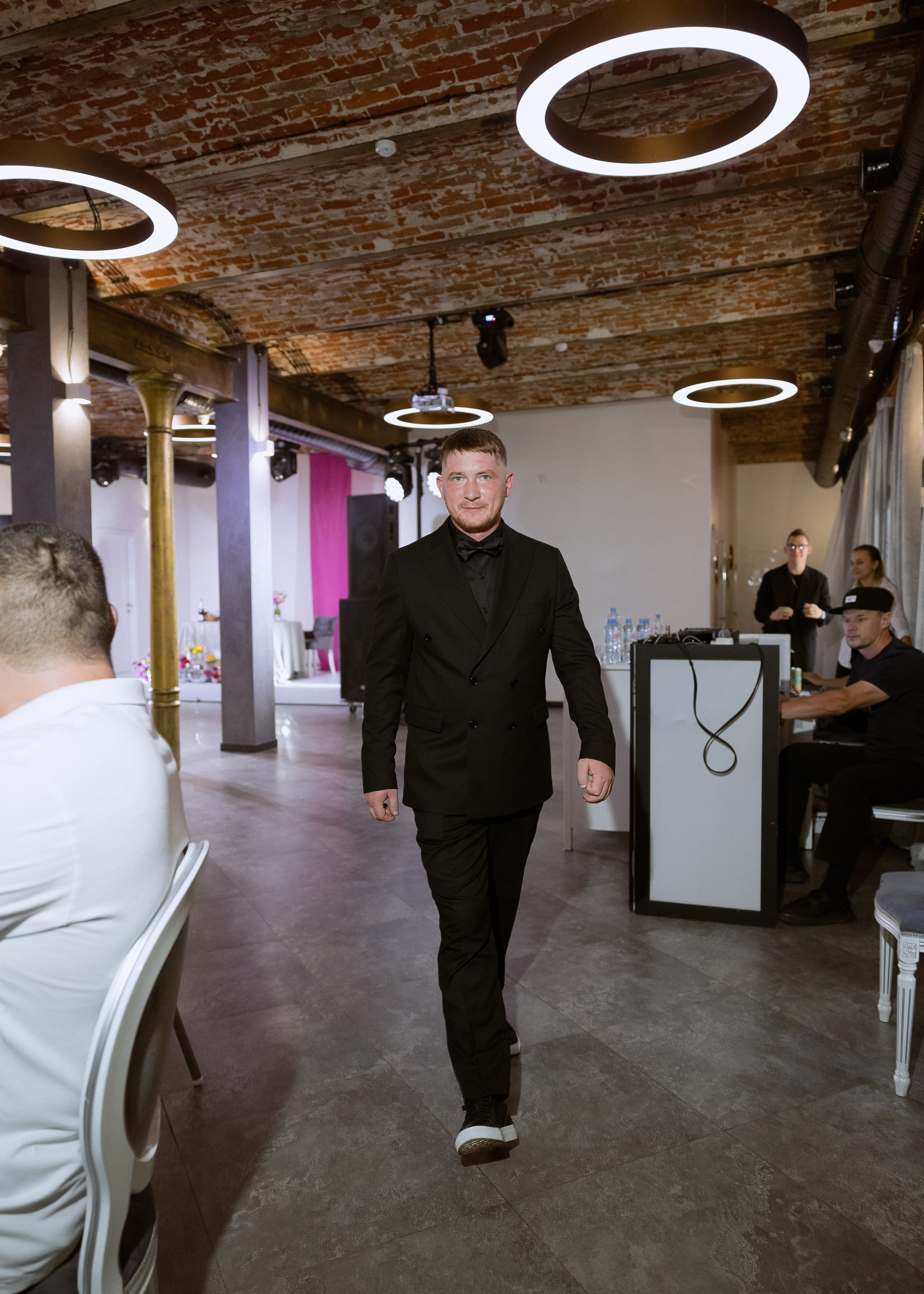 Дмитрий и Алита. Фотограф Эмиль Исякаев