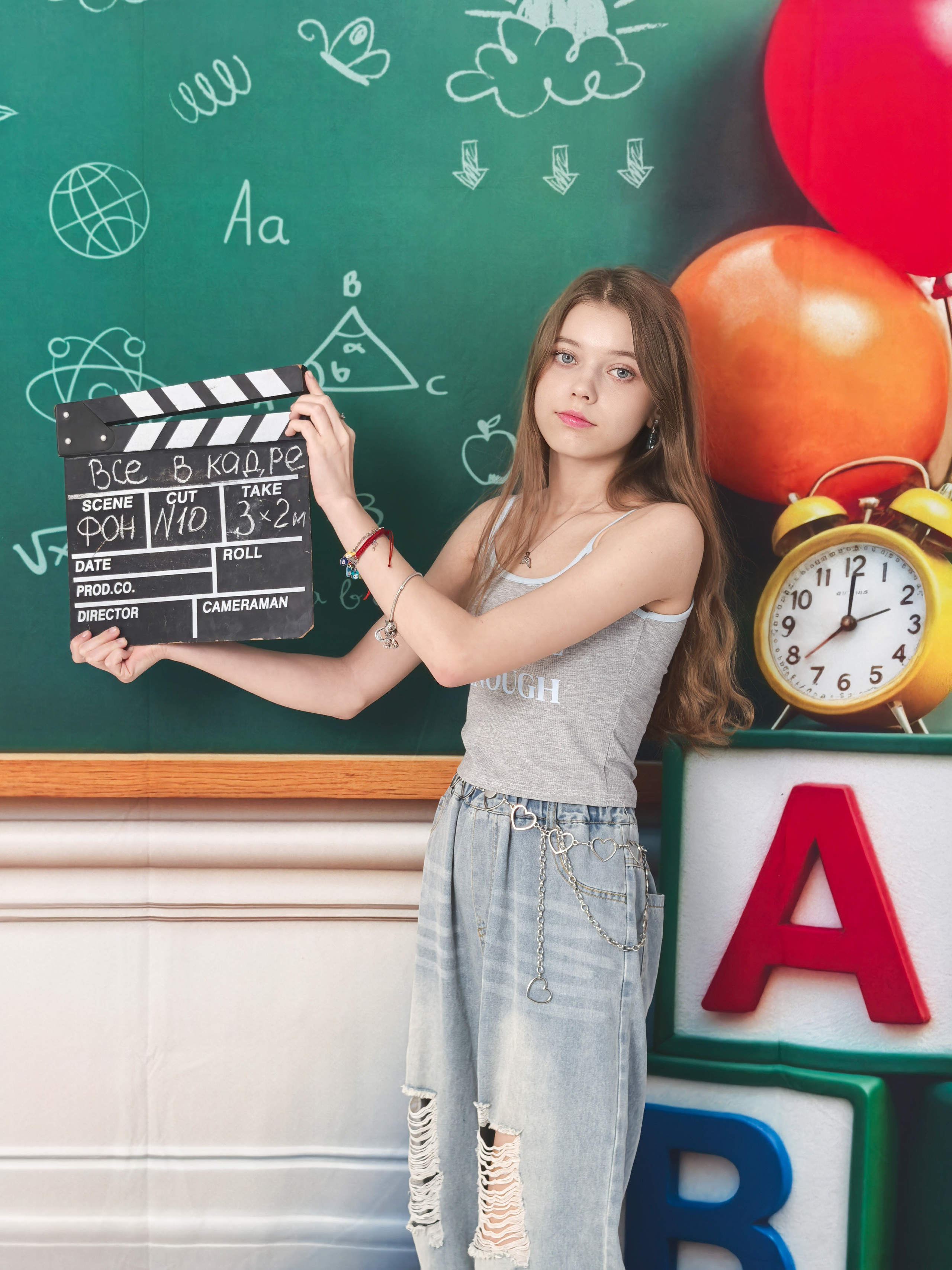 ИНТЕРЬЕРНЫЙ ФОТОФОН. Выпускные альбомы в Донецке и ДНР. Фотограф Донецк и ДНР