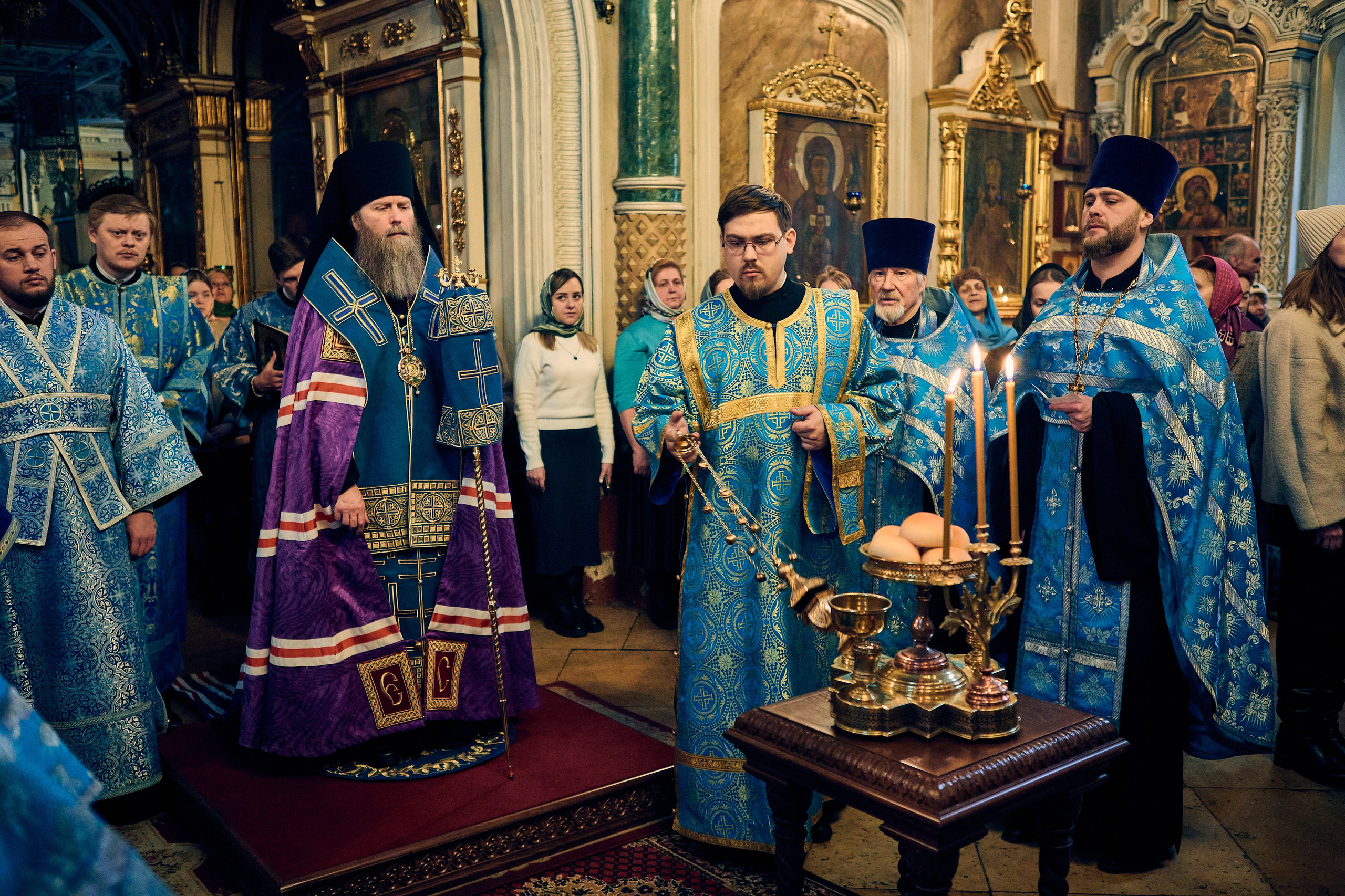 Всенощная на Благовещение Пресвятой Богородицы. DMITRY MOISEENKO — фотограф, художник, топ-стилист