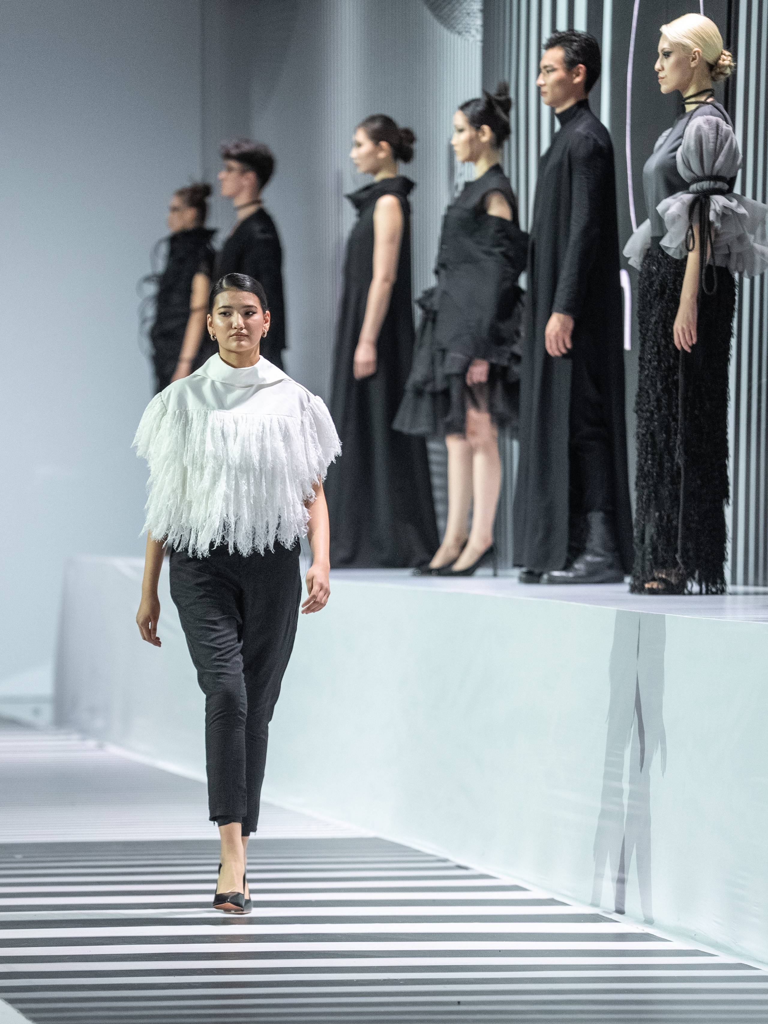 NAZAR ALMAZBEKOB (Кыргызстан). Сайт Алматинского НЮ АРТ, будуар и фэшн фотографа Дениса Карпенко