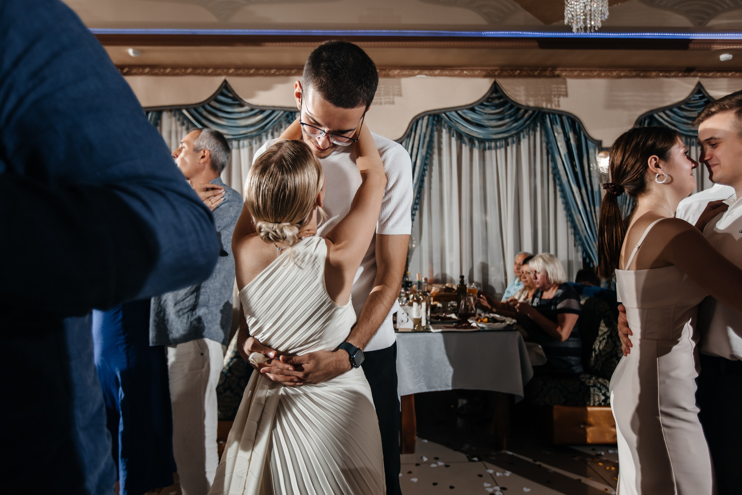 Анонс свадьбы Марии и Игоря. Банкет в ресторане Мероба. Свадебный фотограф в Крыму и Севастополе Ольга Баскакова