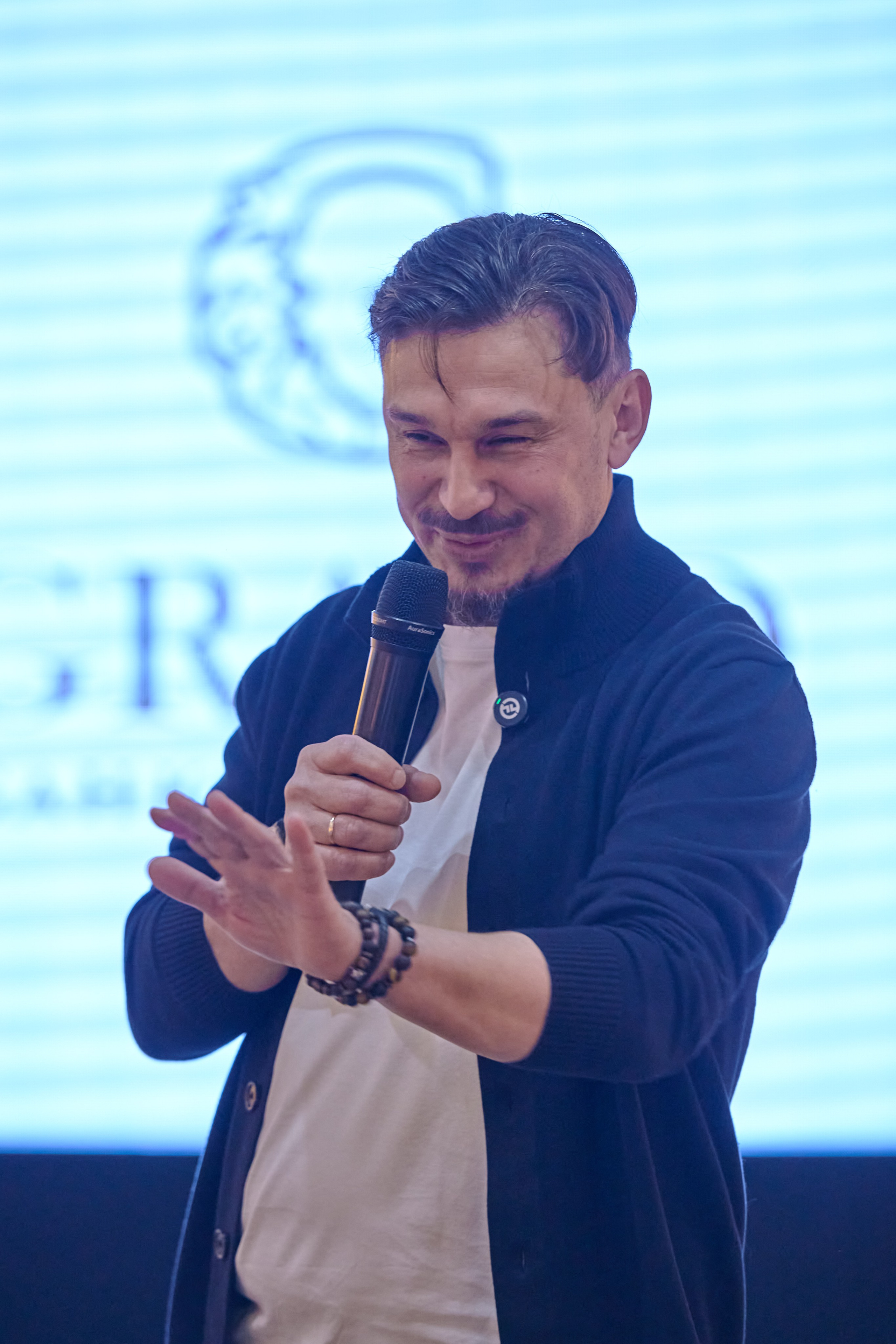 Корпоративная съемка праздников, семинаров и других мероприятий в Сургуте. Студия по производству фото- и видео-контента «АППЕРТУРА»