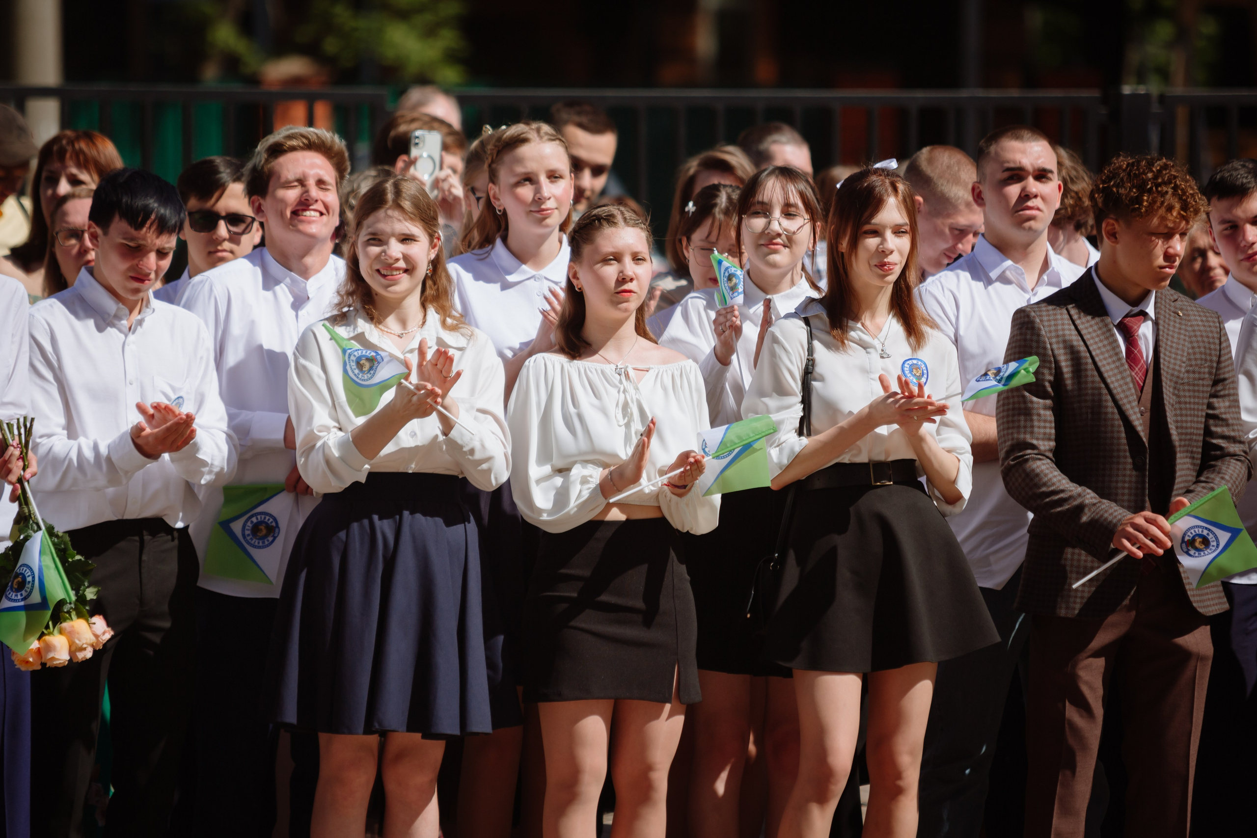 Последний звонок 2024 (2 часа фотосъемки). Профессиональный фотограф Надежда Антонова