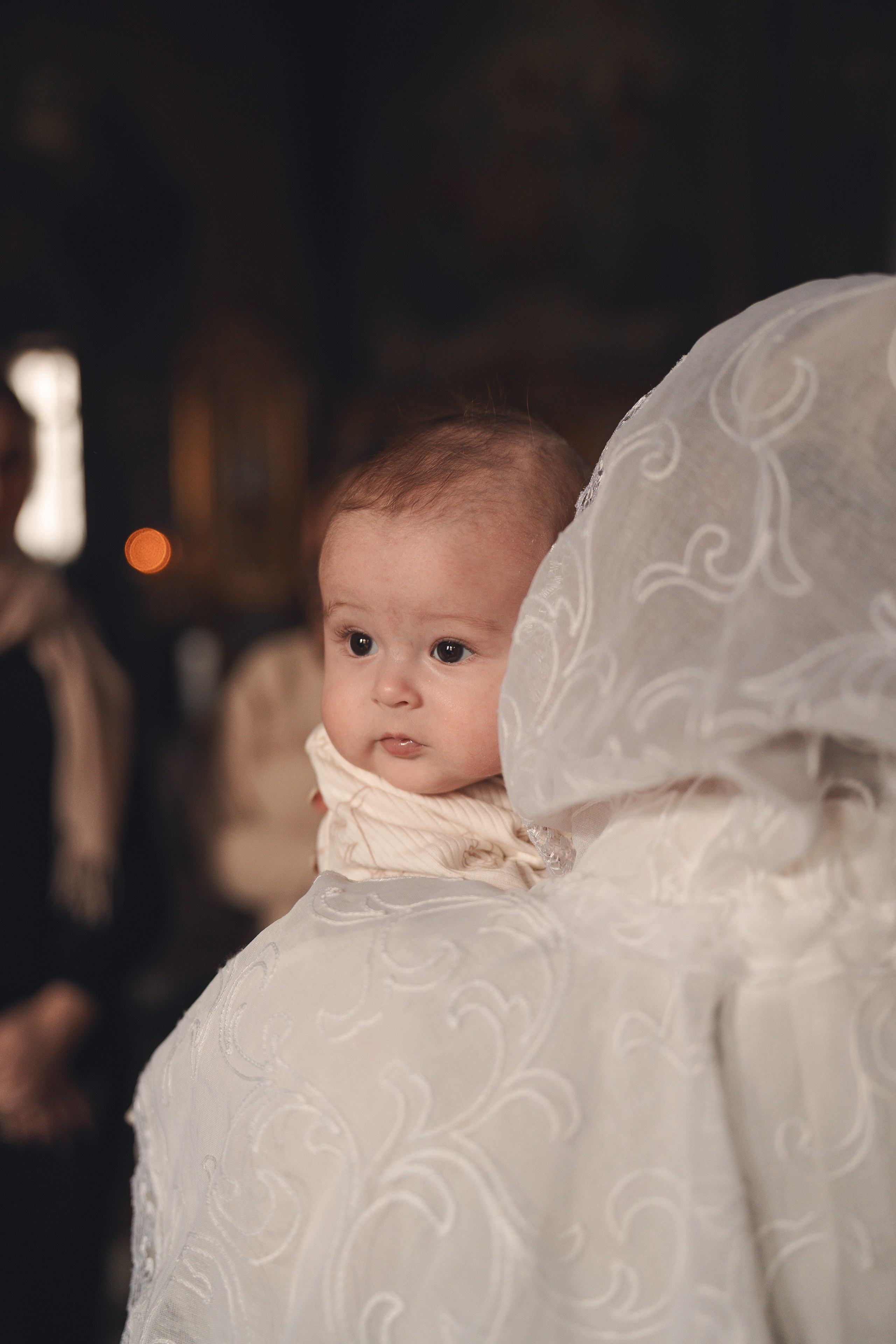 Крещение в православном Храме Воскресения Словущего в Даниловской Слободе. Семейный фотограф в Москве 📸