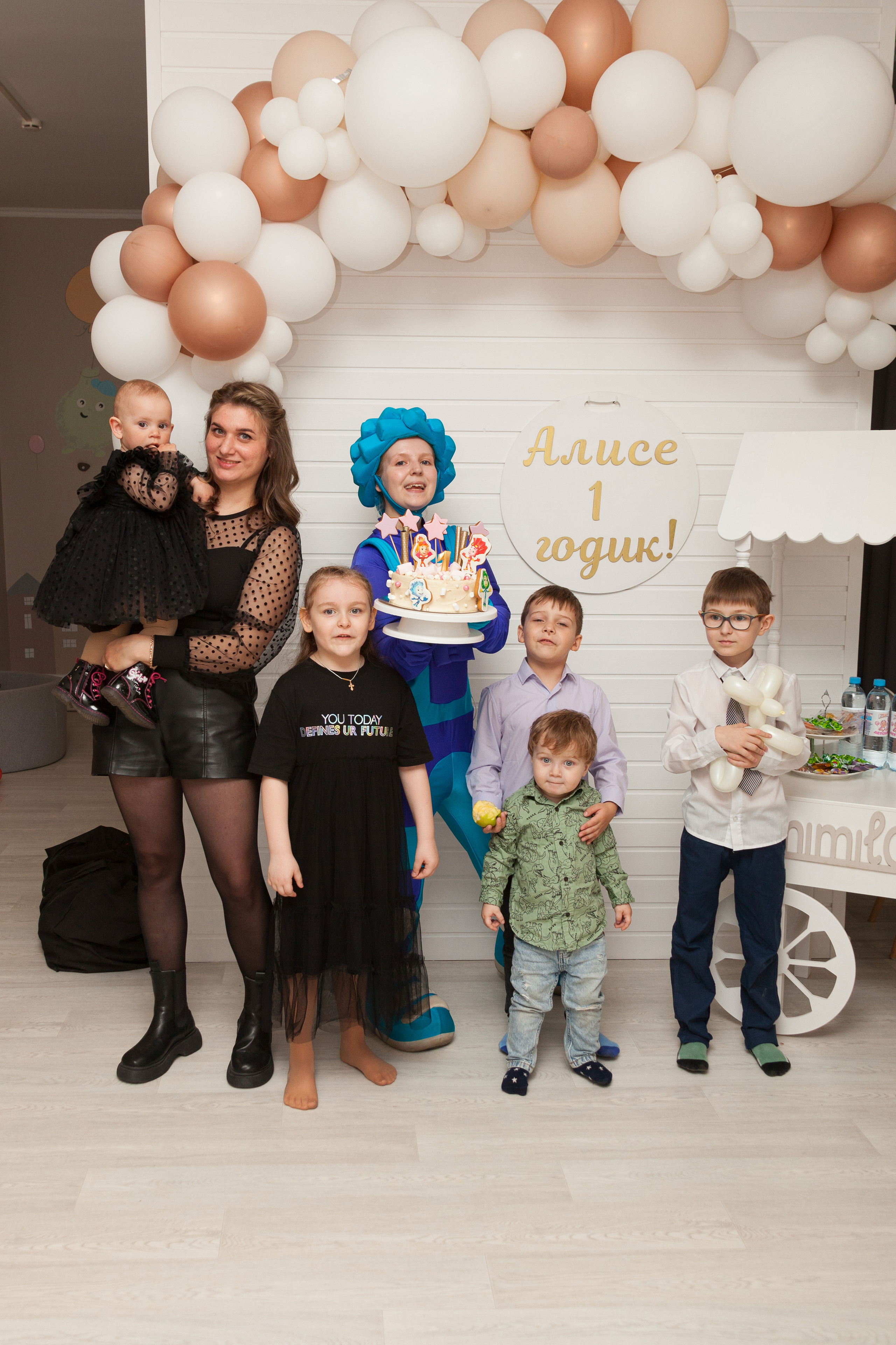 День рождения Алисы, 1 годик. Детский и контент фотограф Надя Волкова Санкт-Петербург