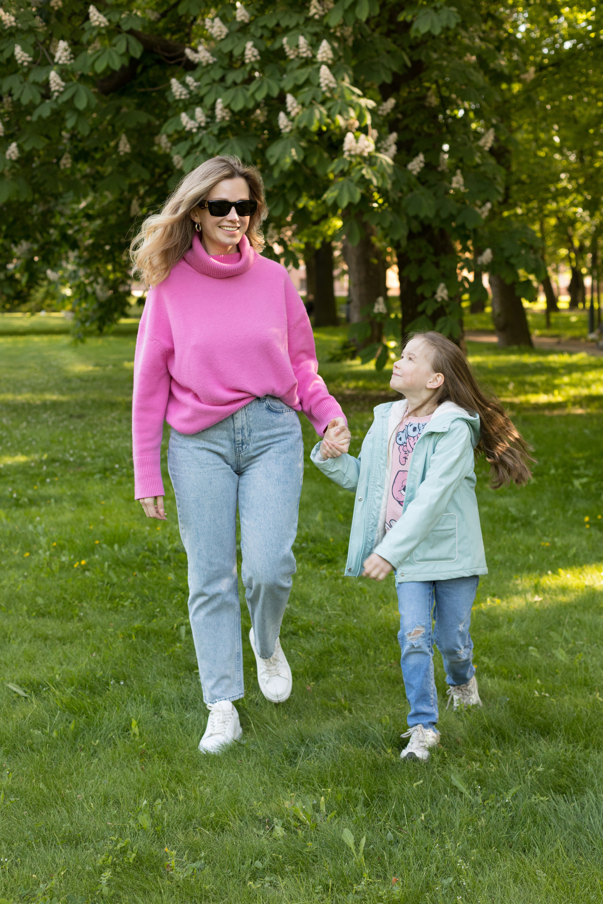 Фотопрогулка мамы и дочки в Михайловском саду. Детский и контент фотограф Надя Волкова Санкт-Петербург