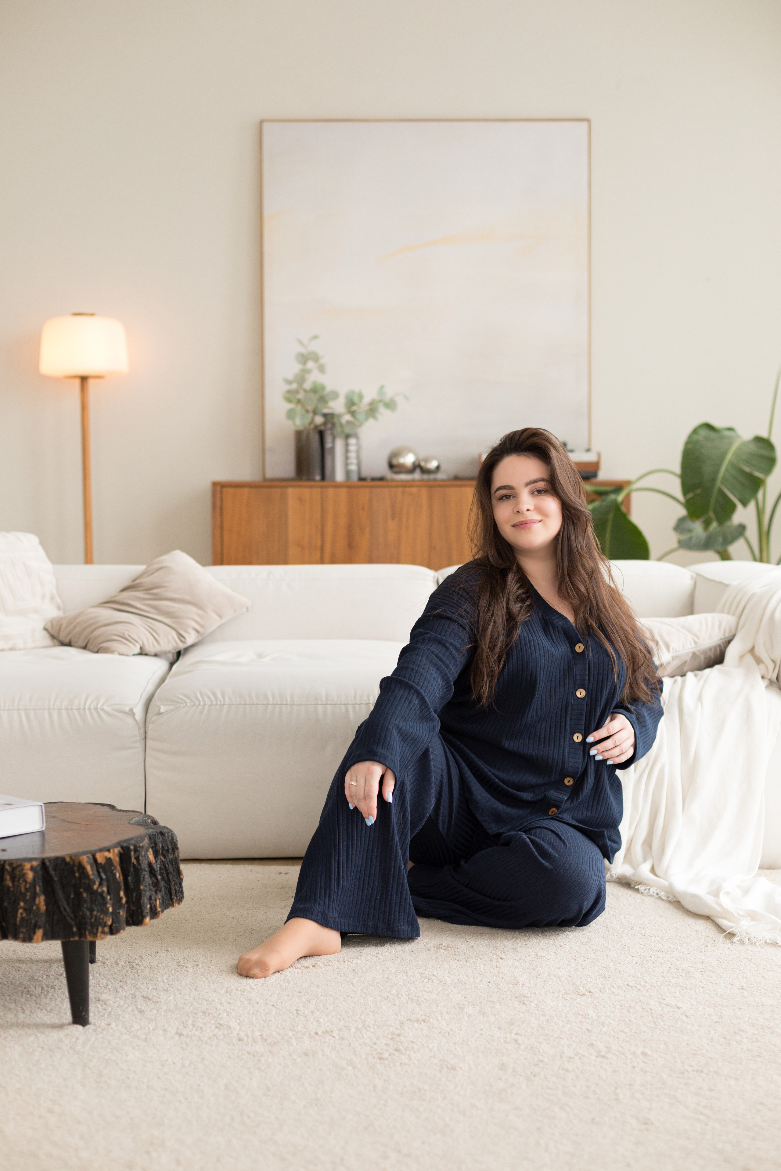 Индивидуальная фотосессия в студии mimika. Детский и контент фотограф Надя Волкова Санкт-Петербург