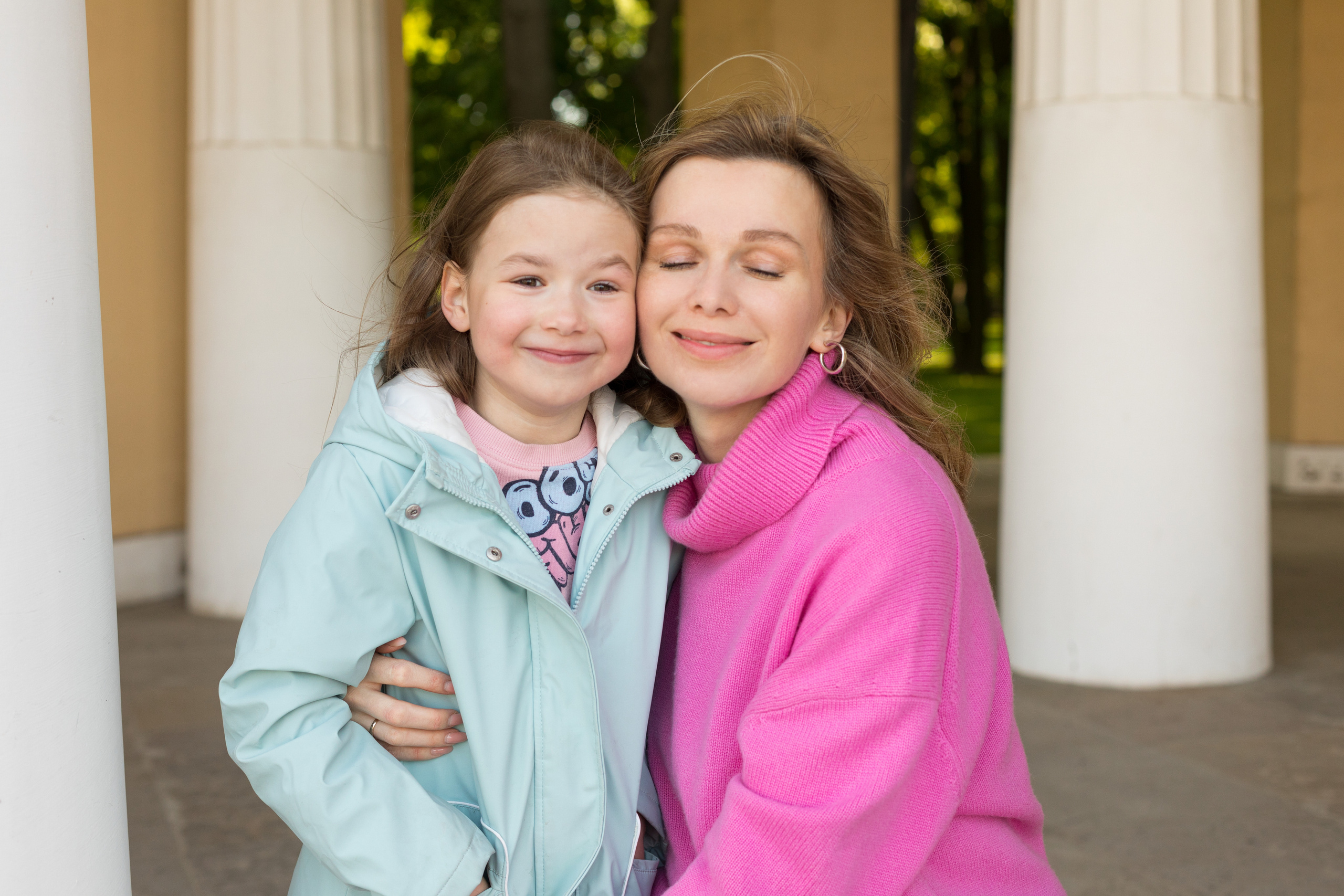 Фотопрогулка мамы и дочки в Михайловском саду. Детский и контент фотограф Надя Волкова Санкт-Петербург