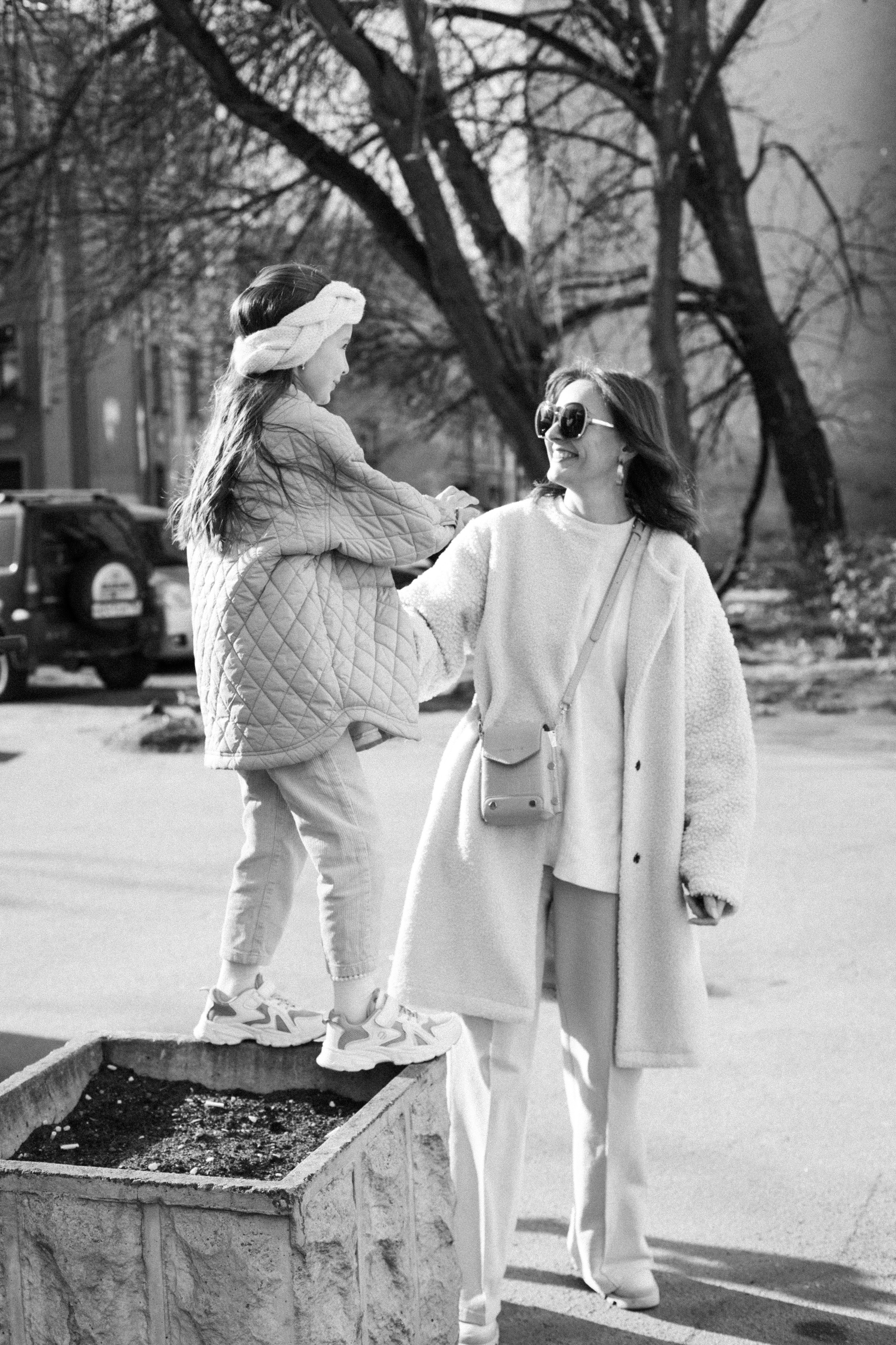 Летняя фотопрогулка мамы и дочки на Васильевском острове. Детский и контент фотограф Надя Волкова Санкт-Петербург