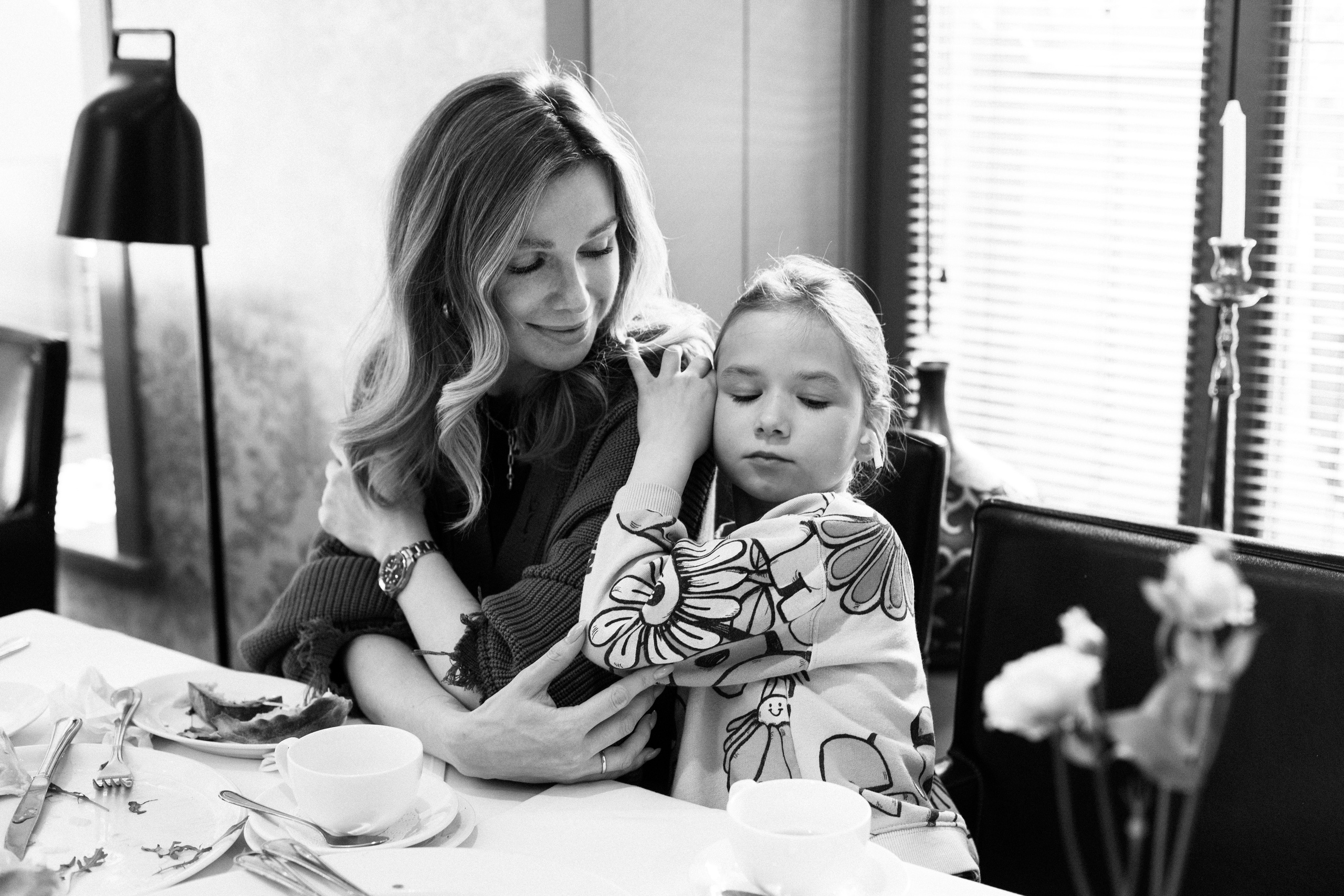 Фотопрогулка мамы и дочки в Михайловском саду. Детский и контент фотограф Надя Волкова Санкт-Петербург