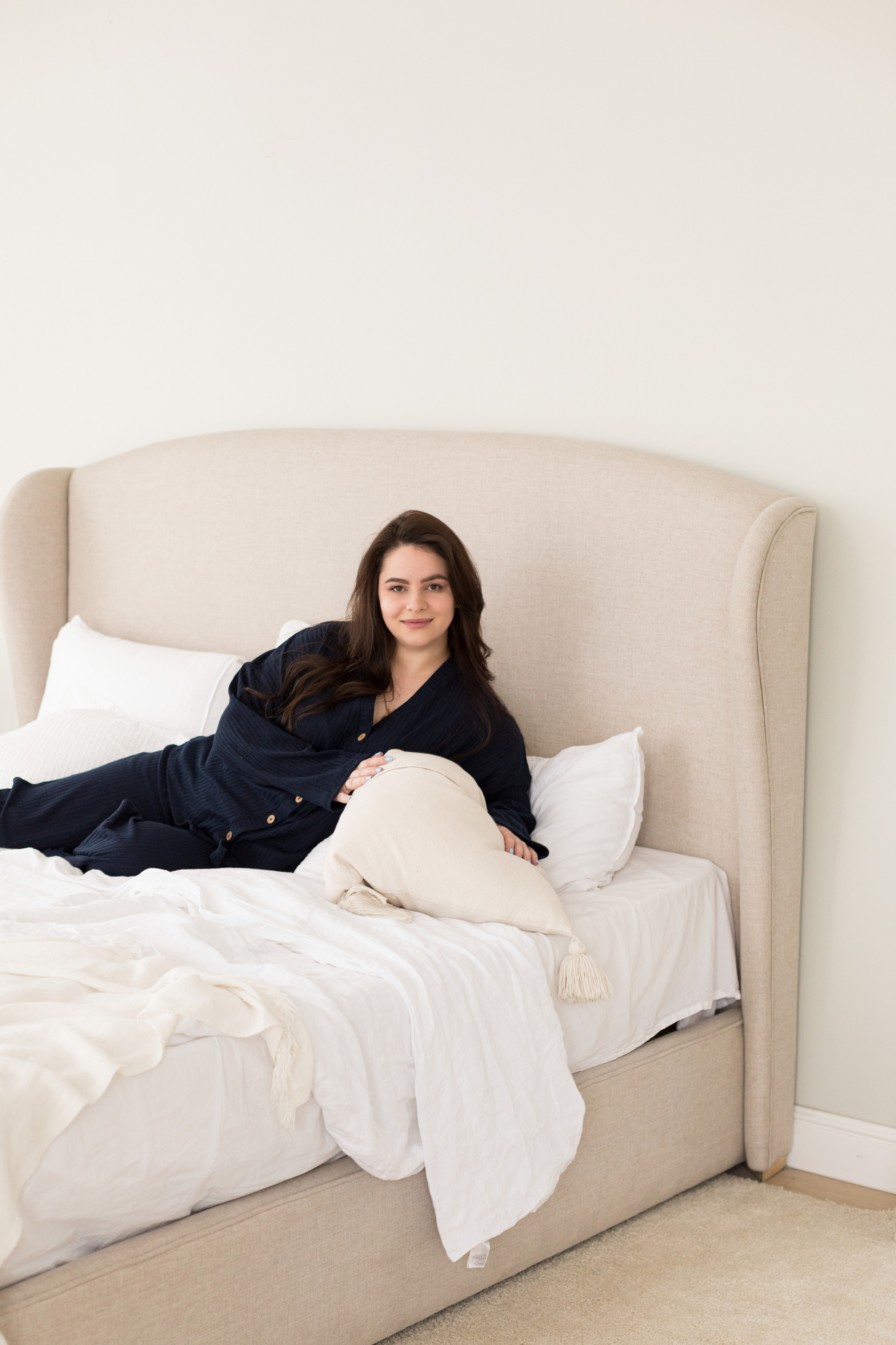 Индивидуальная фотосессия в студии mimika. Детский и контент фотограф Надя Волкова Санкт-Петербург