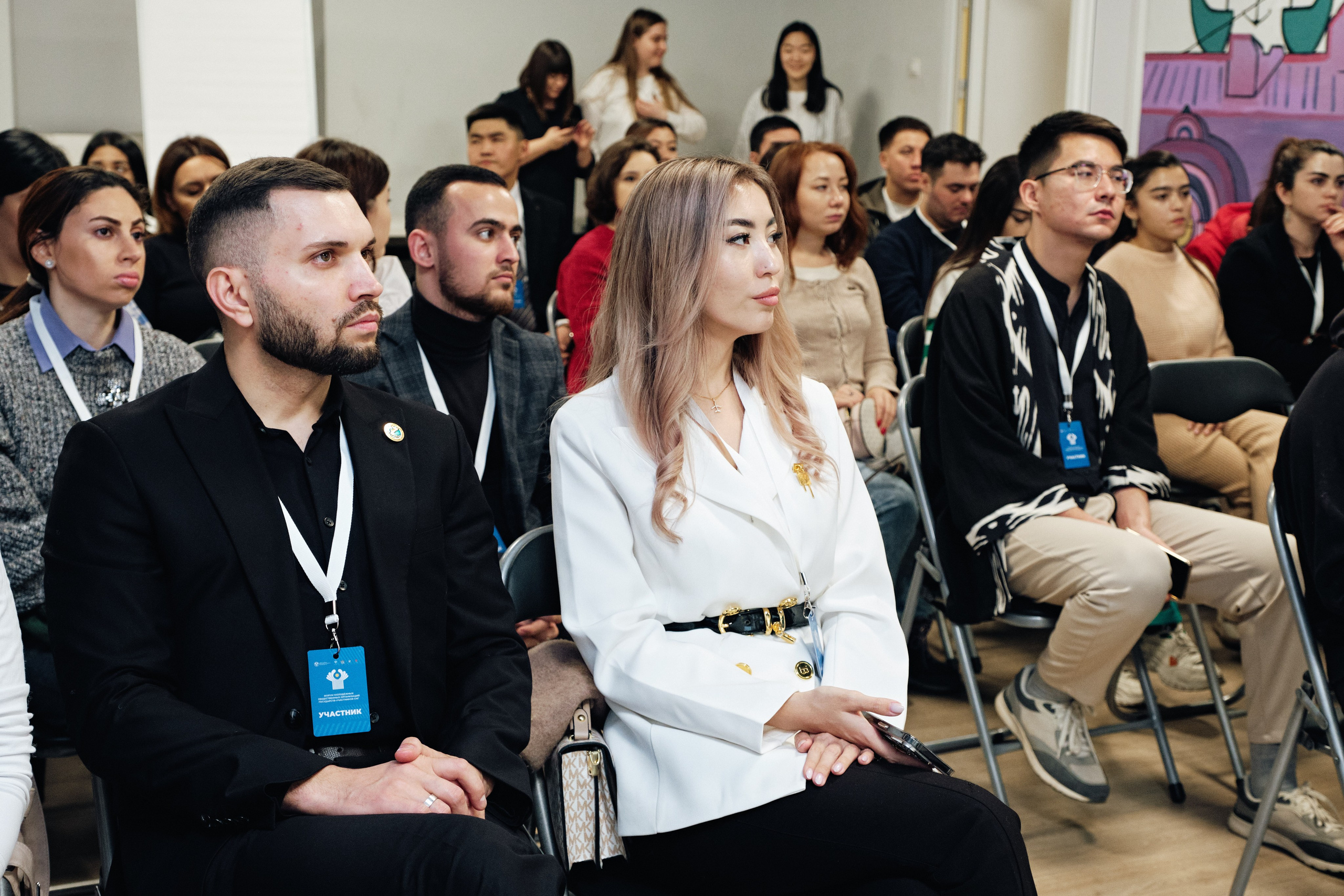 Молодежный форум стран СНГ. Семейные и свадебные фотосессии в СПб, в студии, на улице, на природе