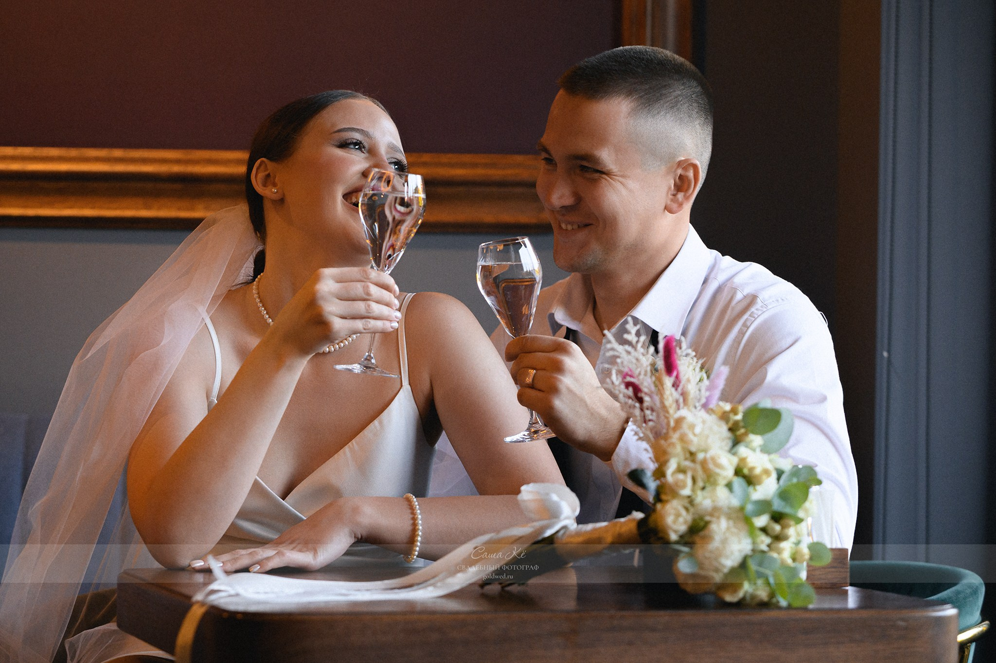 Идеальные фото для молодоженов: Новосибирск, эмоции и стиль. Свадебный и семейный, event фотограф, фоторепортаж в Новосибирске — Саша Кё