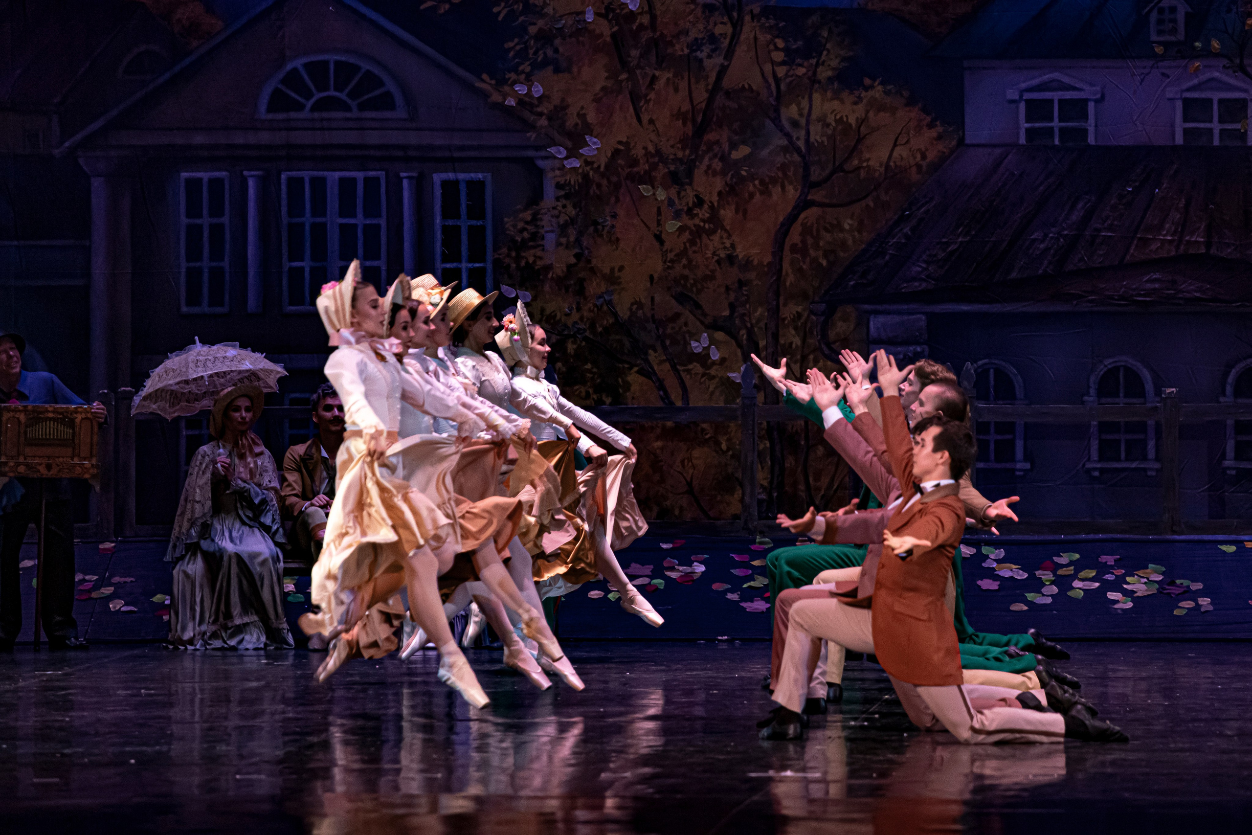 Анюта — спектакль — премьера на сцене Зимнего театра Марийского театра оперы и балета. Фотограф в Сочи Юрий Шептаев