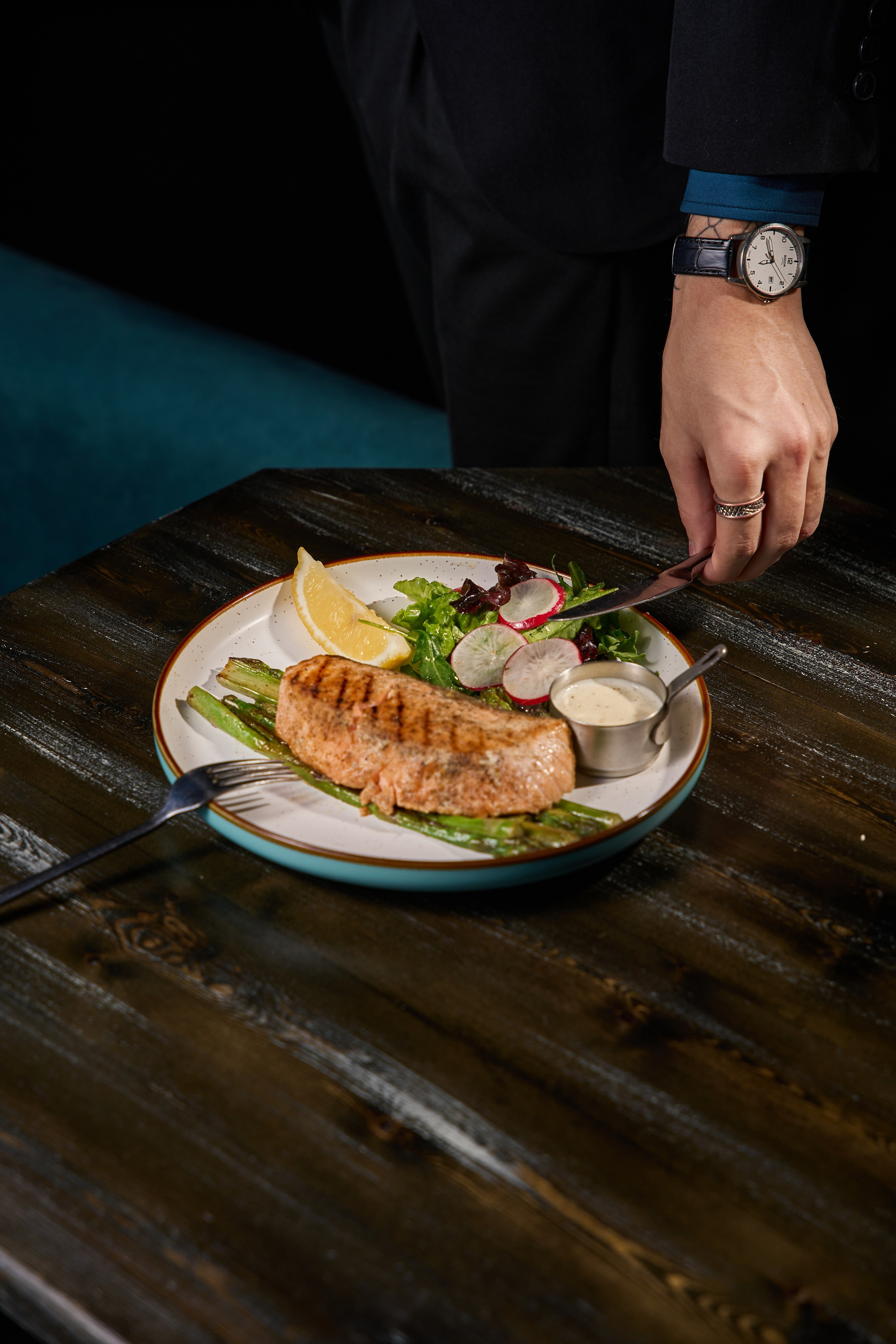 TOOMAN. Портретный фотограф в Павлодаре Руслан Насыров