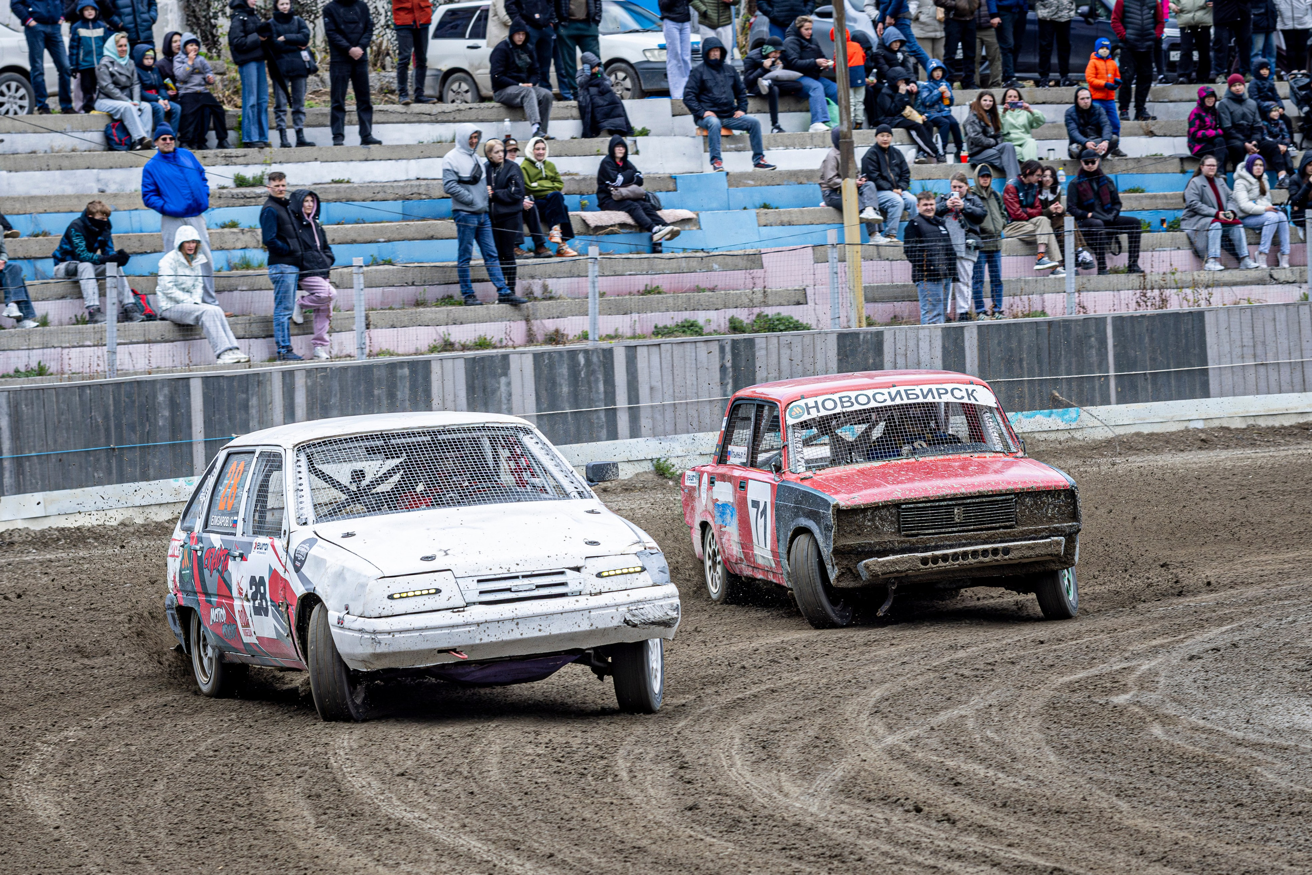 Автогонки на гаревой дорожке. Bertran Ordo