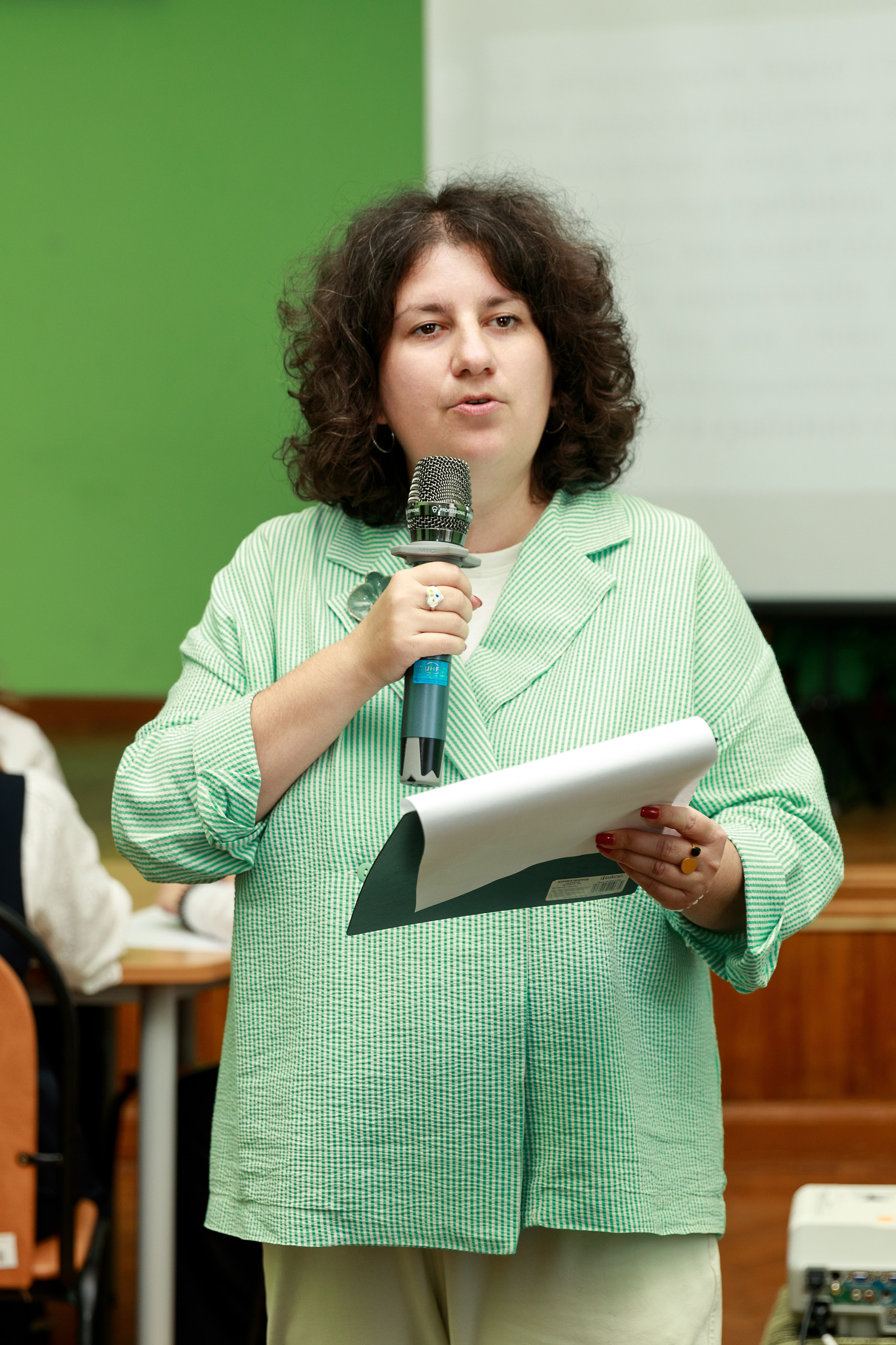 Интеллектуальный праздник «Язык — душа народа» в Никитинской библиотеке. Фотограф в Воронеже Галина Фурсова