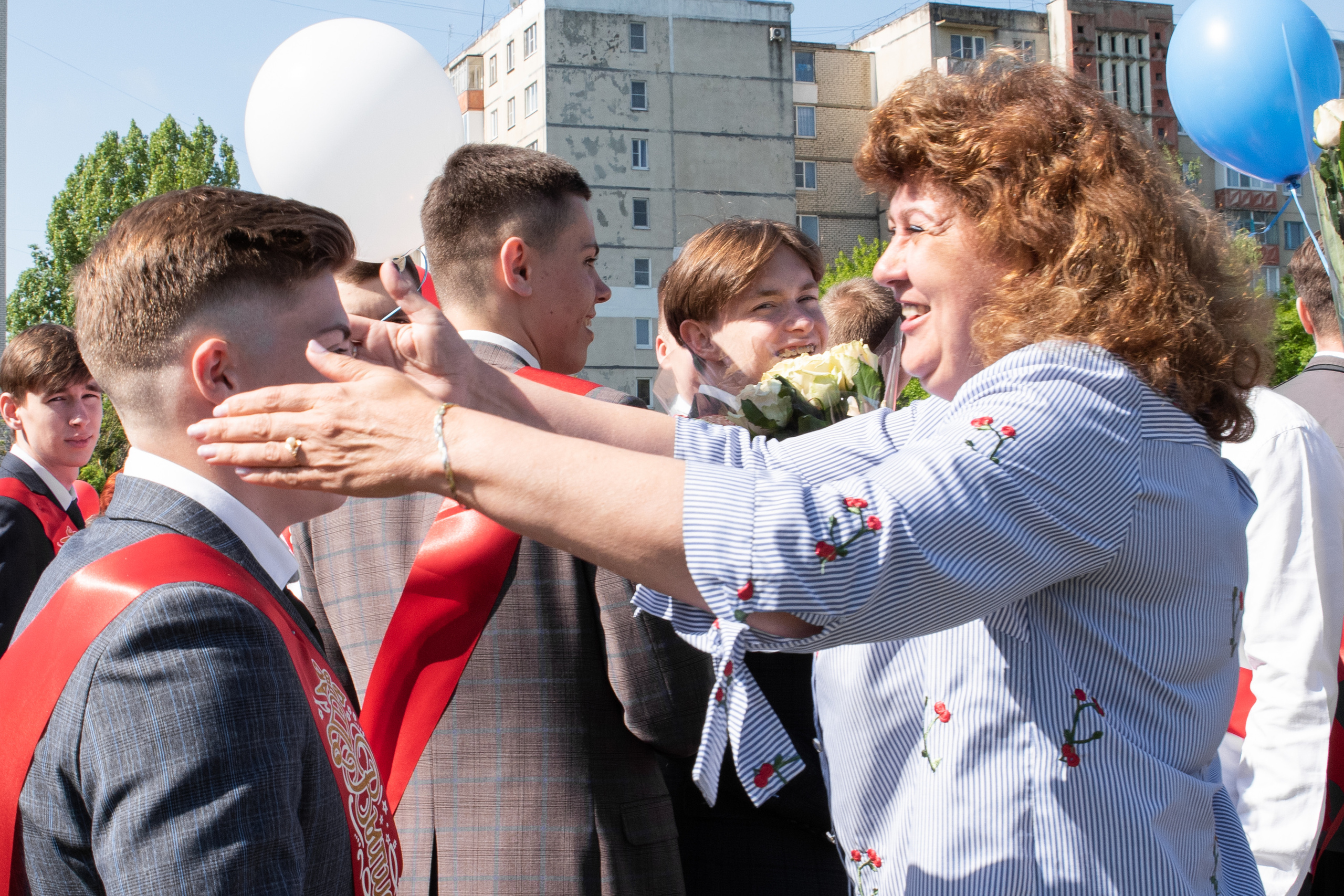 Последний звонок 11б. Свадебный и семейный фотограф в Ставрополе Евгения Кузьмичева