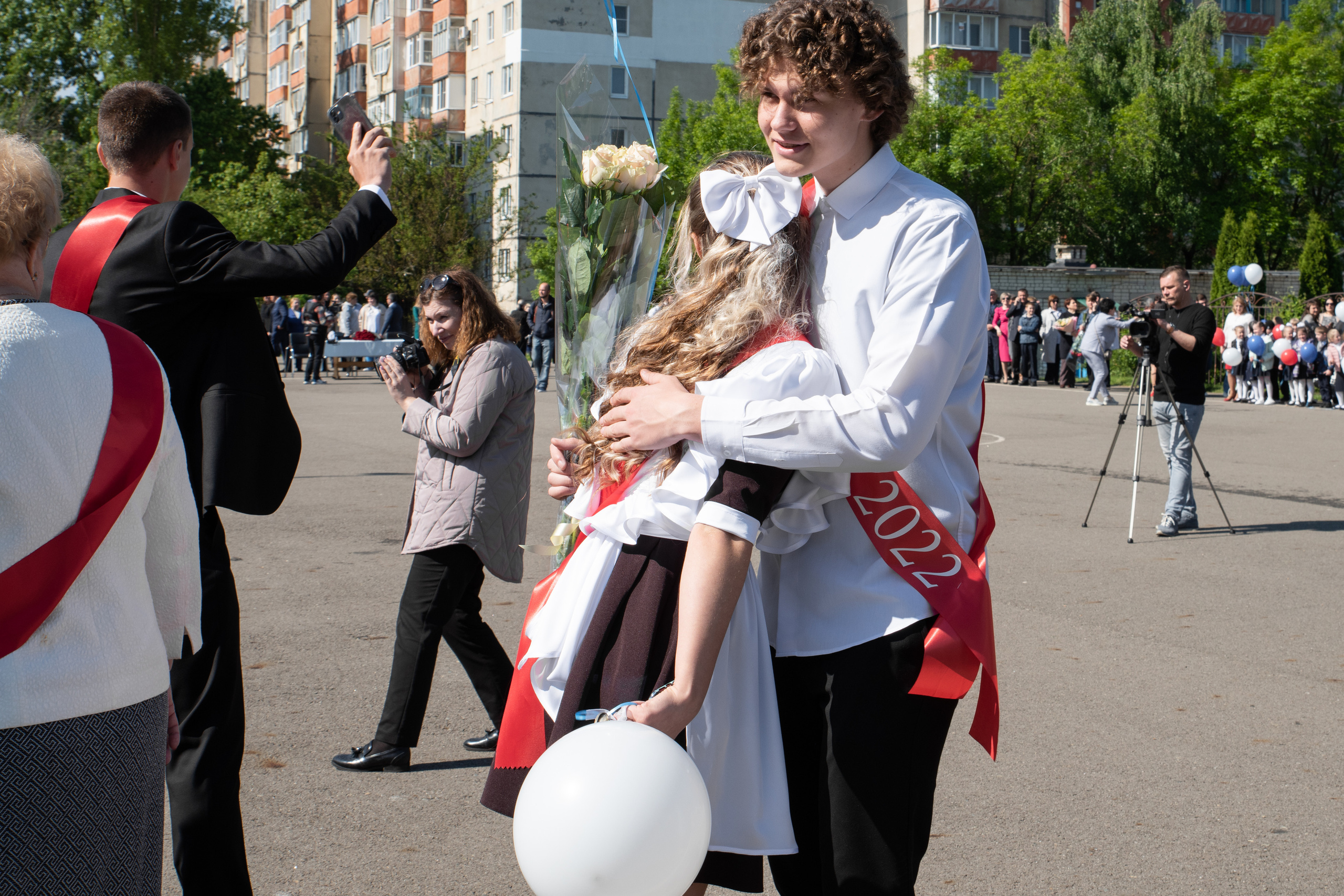 Последний звонок 11б. Свадебный и семейный фотограф в Ставрополе Евгения Кузьмичева