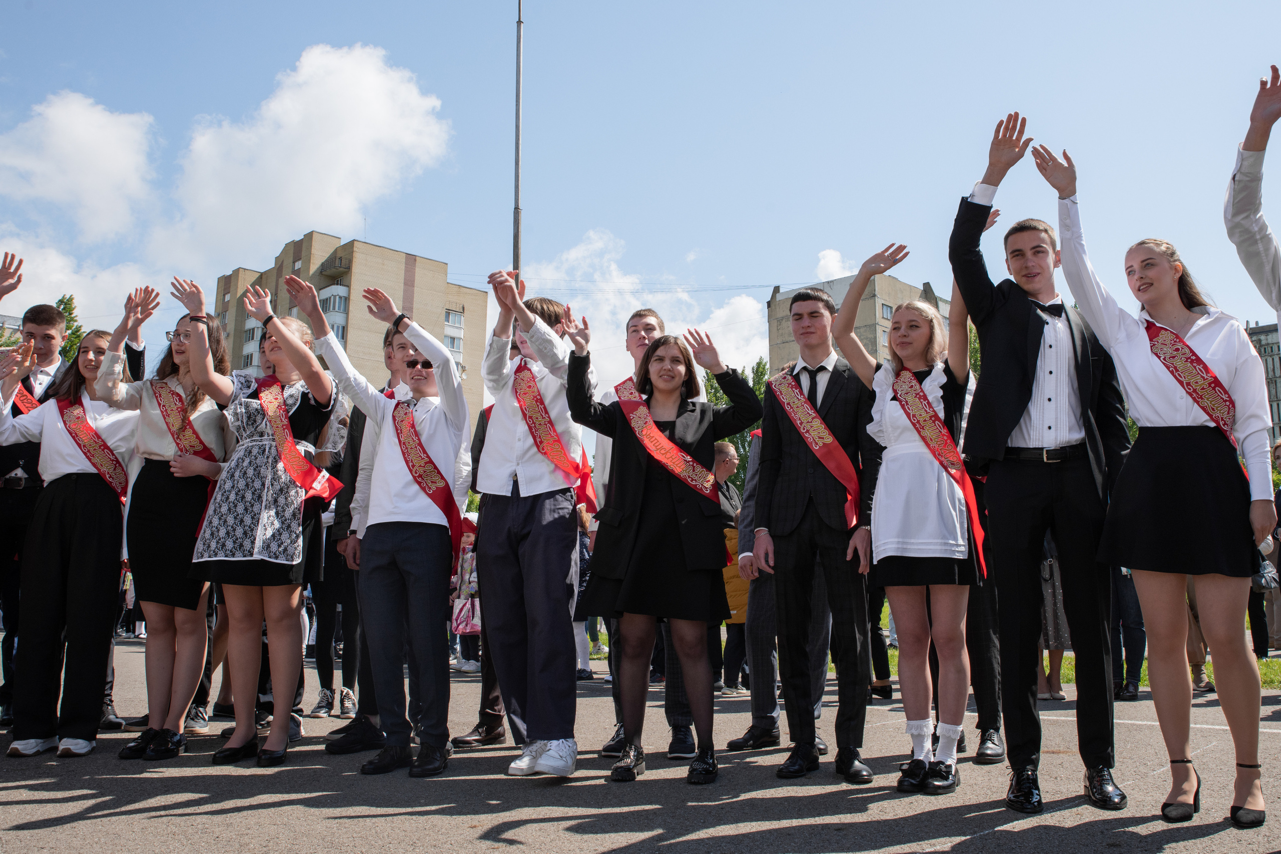 Последний звонок 11б. Свадебный и семейный фотограф в Ставрополе Евгения Кузьмичева
