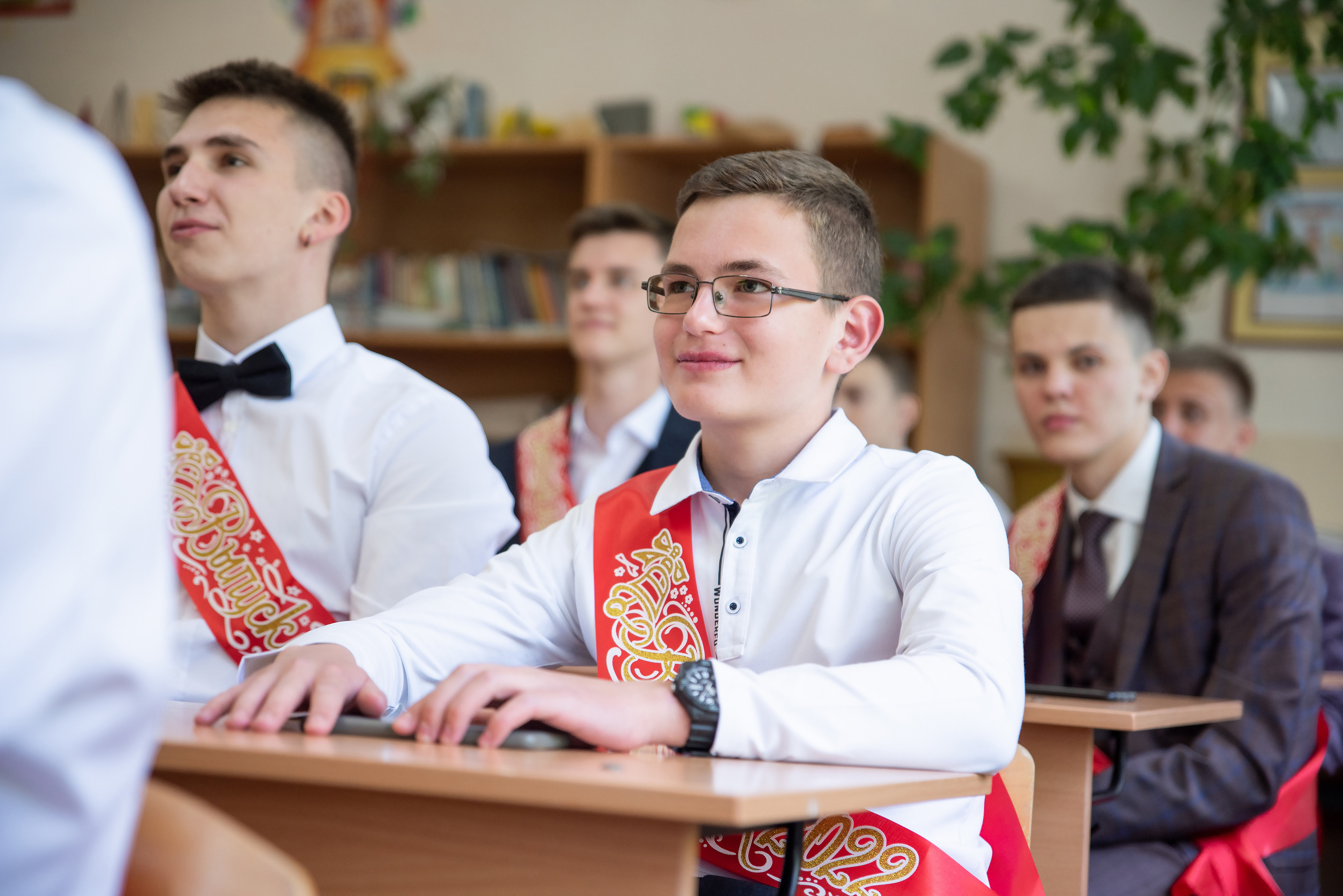 Последний звонок 11б. Свадебный и семейный фотограф в Ставрополе Евгения Кузьмичева
