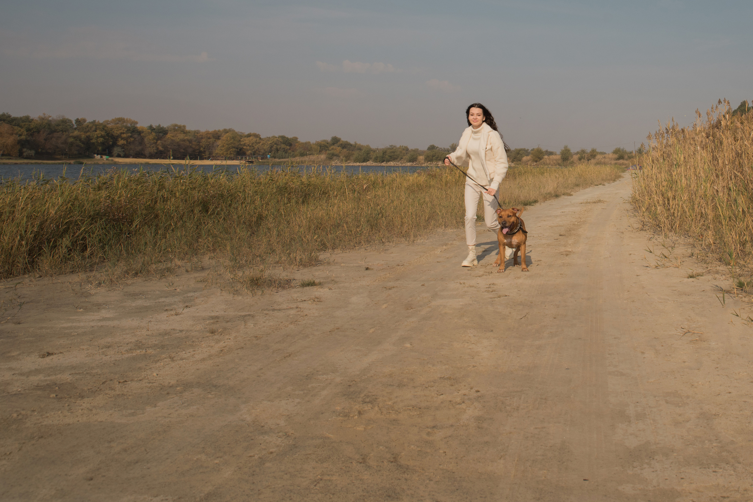 Лера —прогулка на озере с Гектором. Свадебный и семейный фотограф в Ставрополе Евгения Кузьмичева