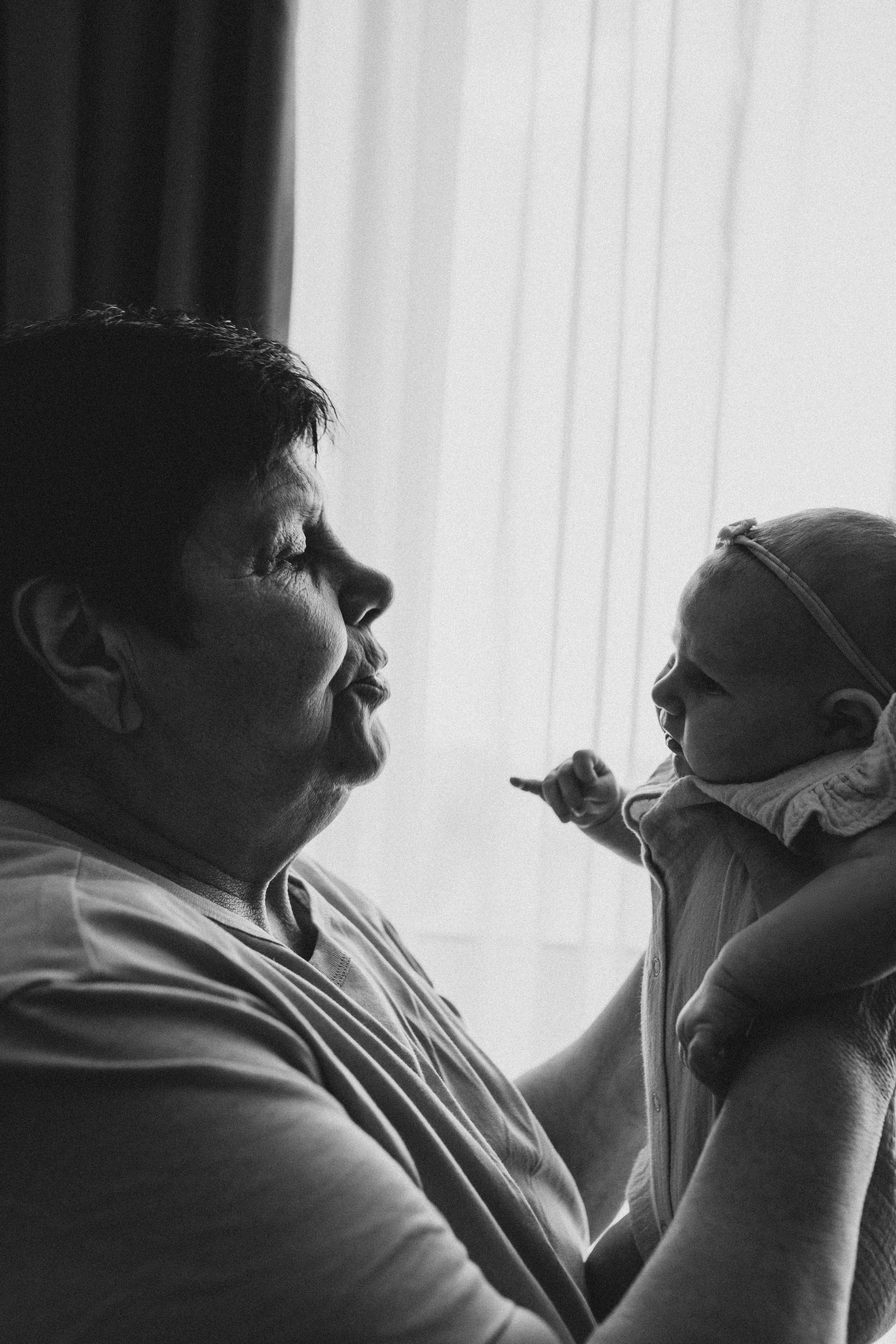 Женская линия. Фотограф новорожденных в г. Барнаул Ренпенинг Катерина