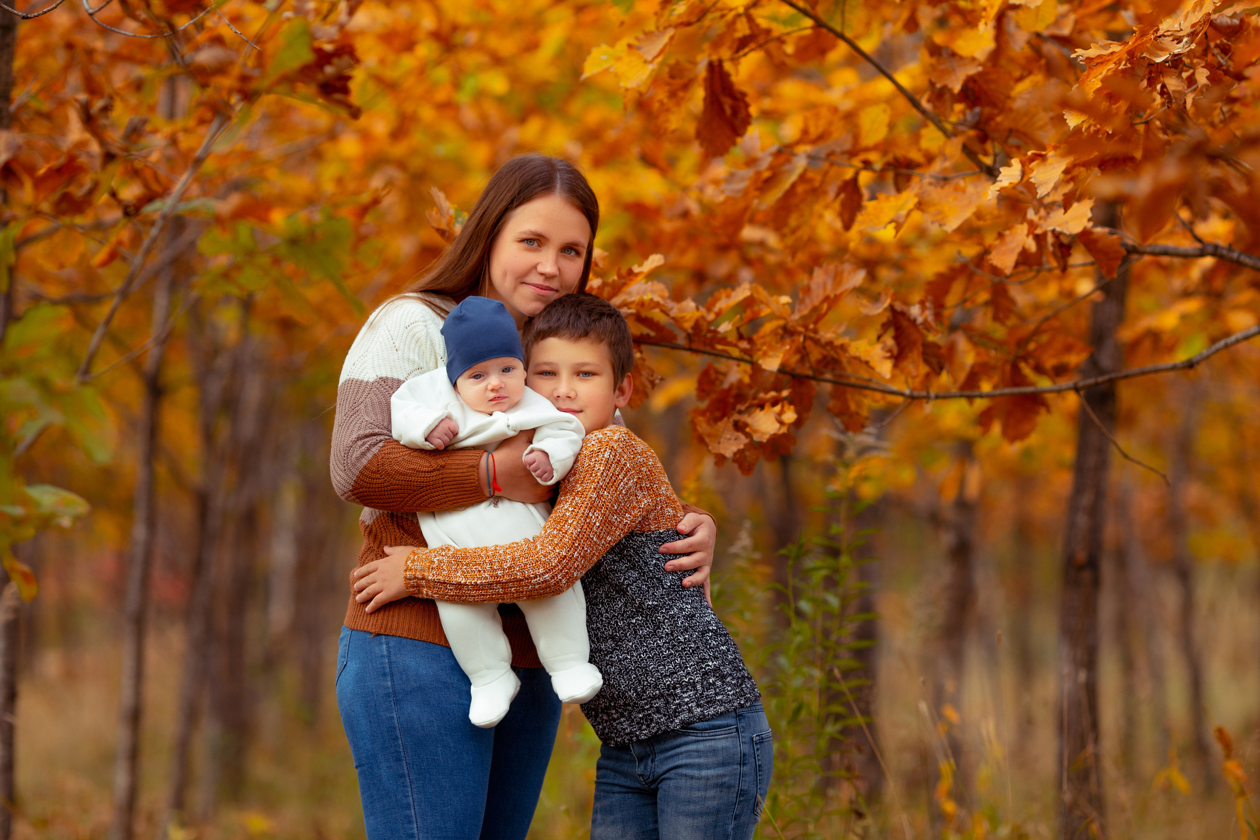 Семейная история в дубовой аллее. Фотограф беременности в Хабаровске Сарычева Надежда