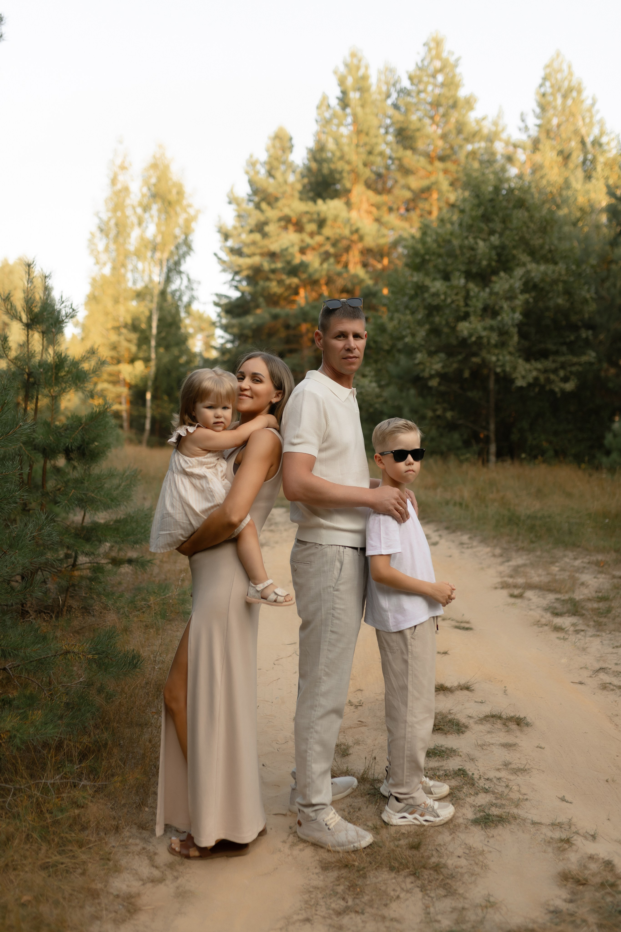 Алексей, Мария, Ваня и Варя. Фотограф Татьяна Семенова