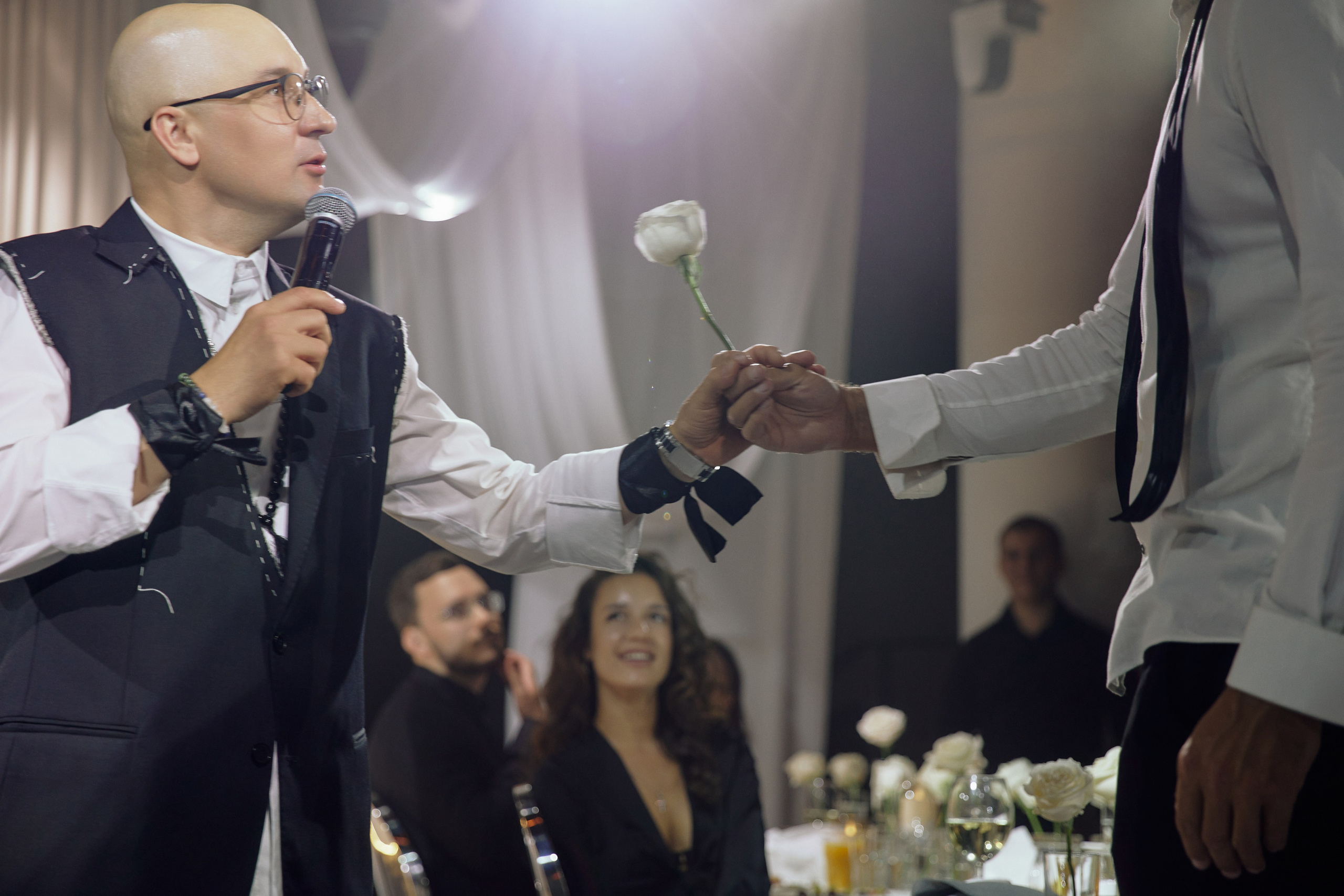 A MIRROR IS ONLY A HEART. Дмитрий Мазуркевич: Профессиональный Репортажный Фотограф