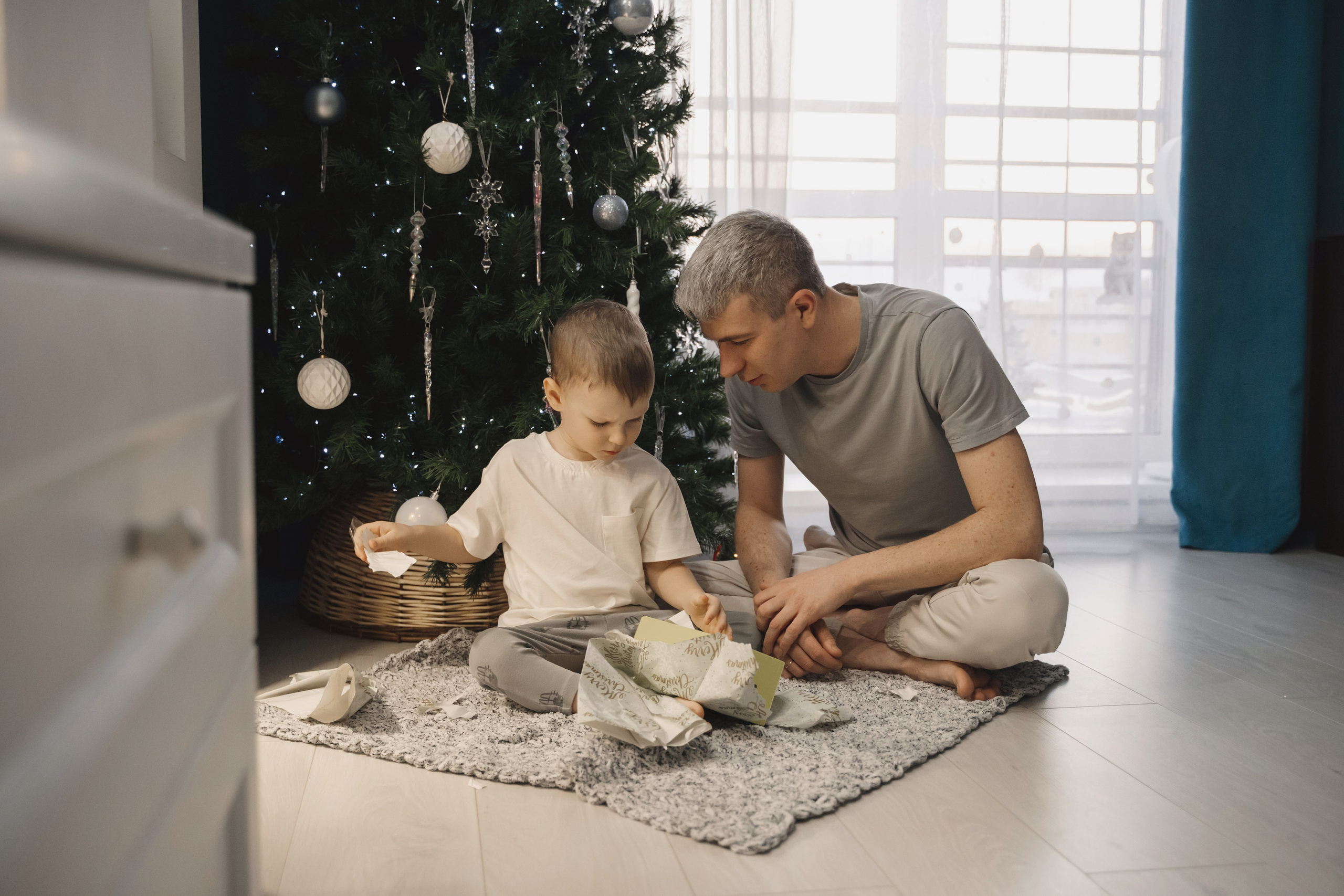 Предновогодний вечер. Главная