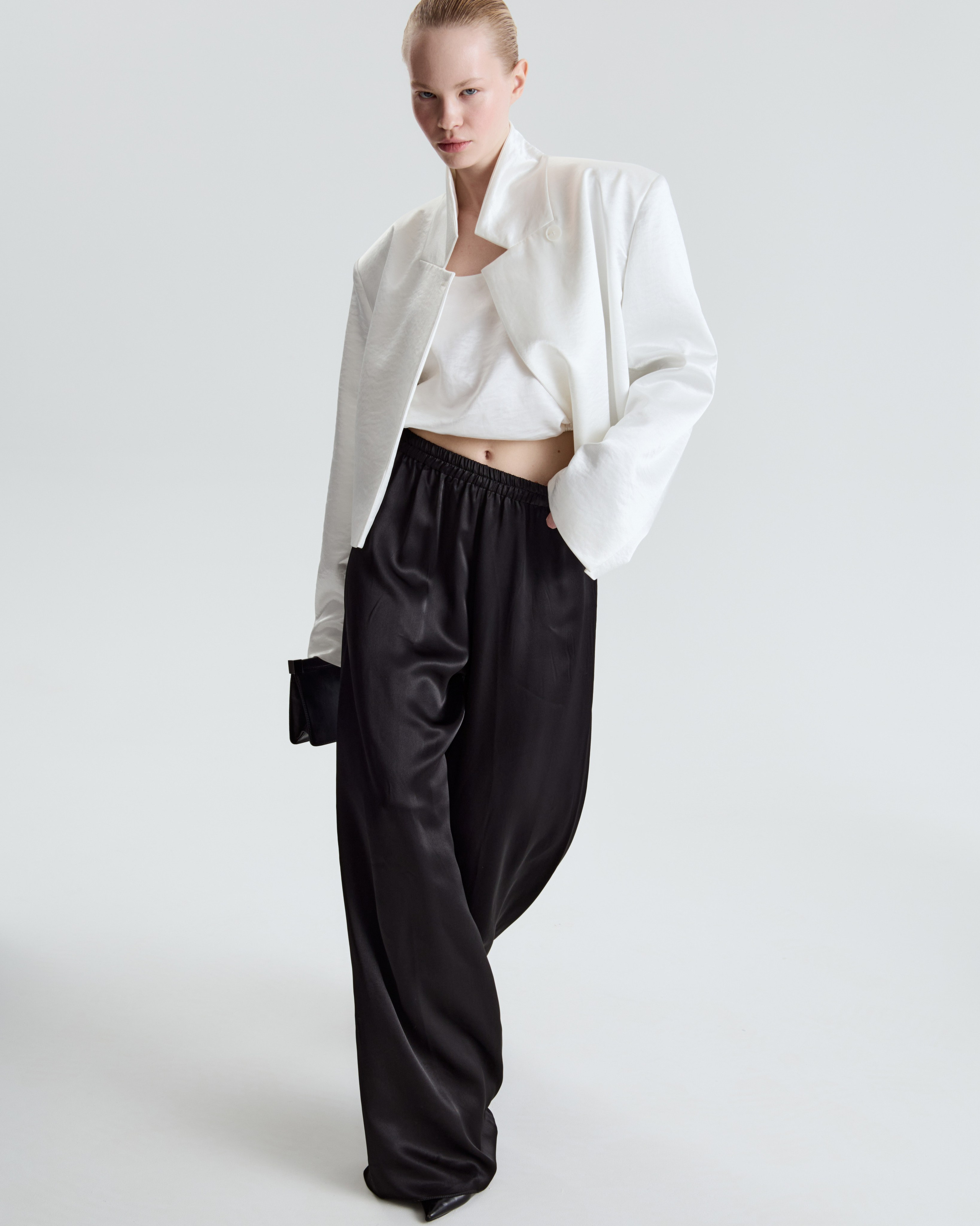 Room513. Фотограф и видеограф для брендов в Москве