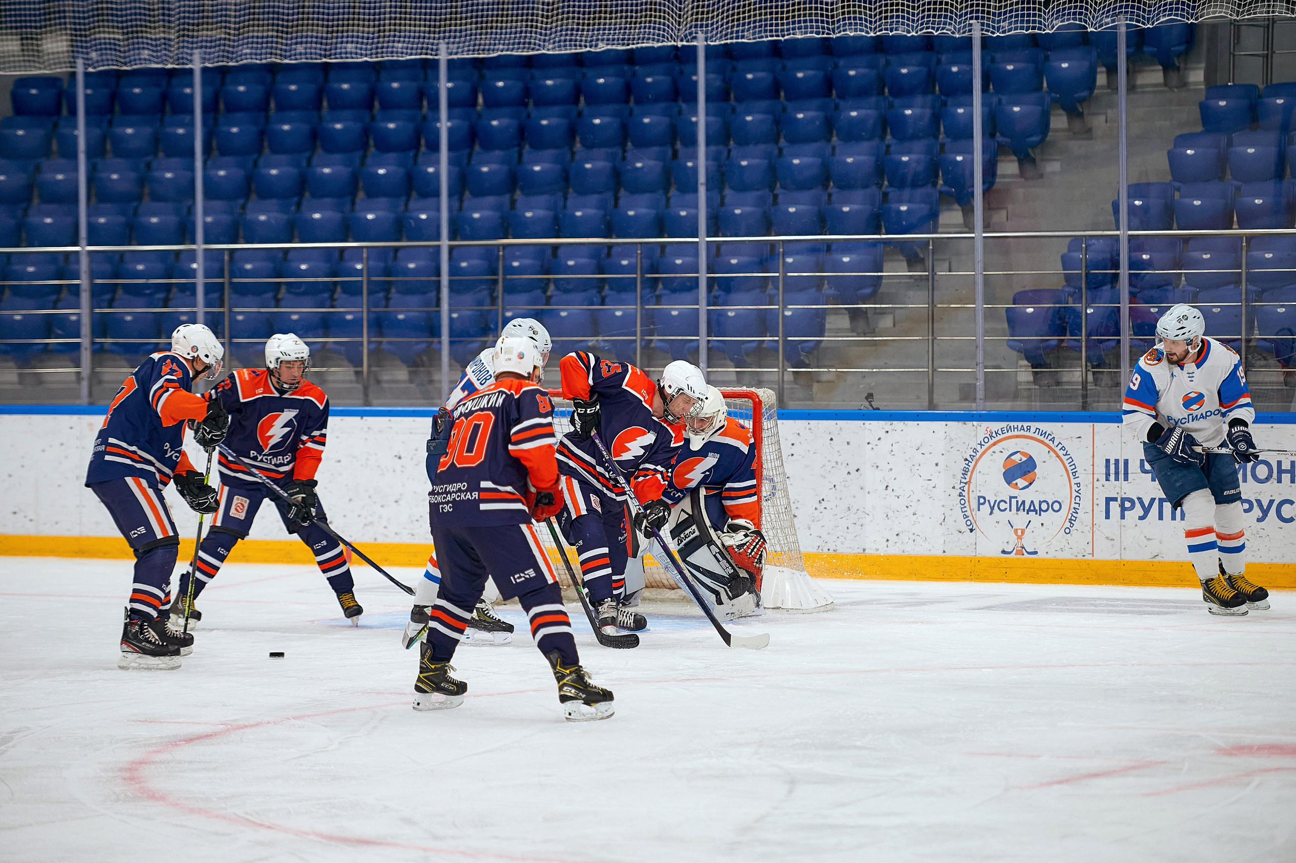 Портфолио репортажной фотосъёмки: Кристалл арена — Хоккей — РусГидро. Фотограф Яковлев Роман — Красноярск