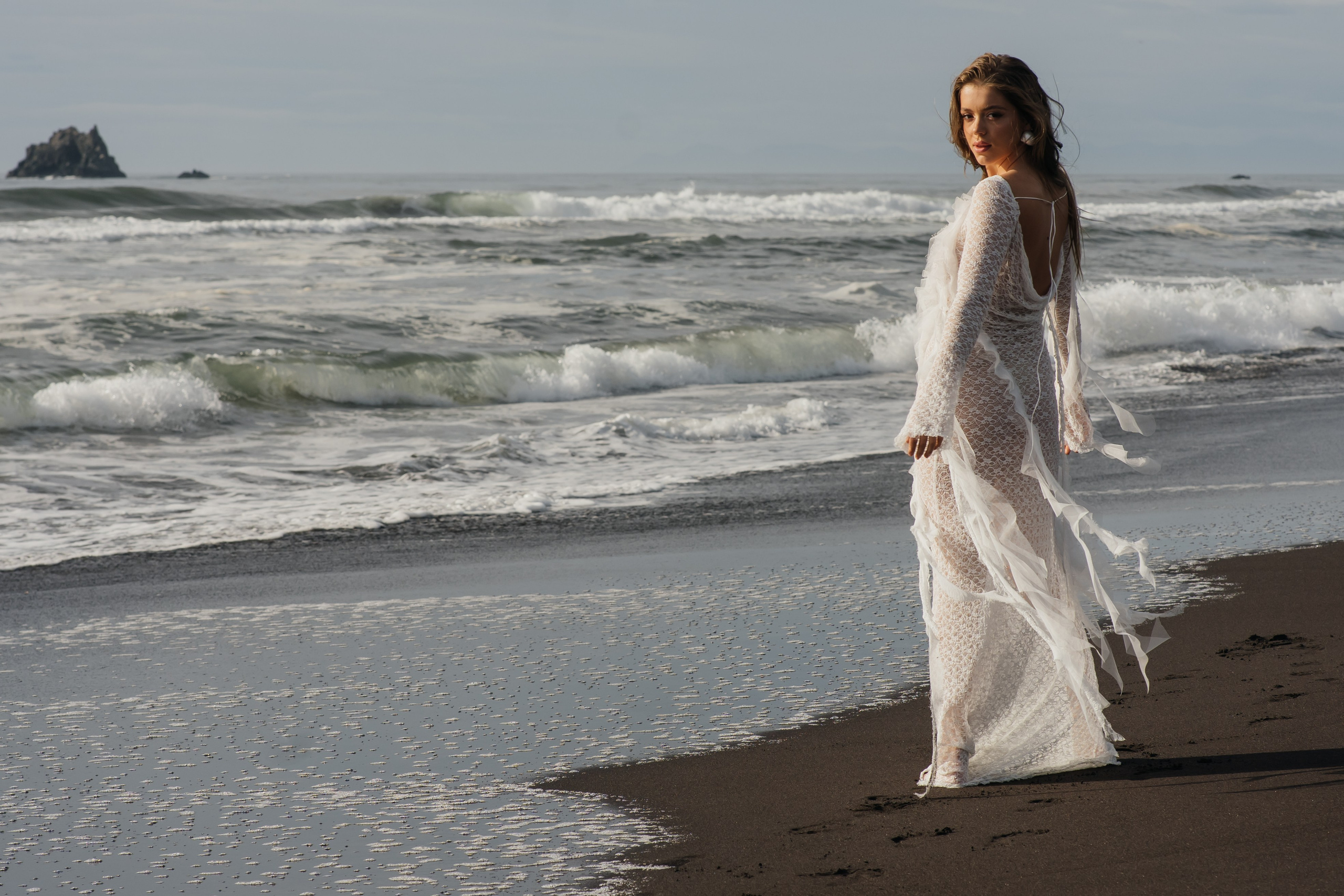 Камчатка (Халактырский пляж). Свадебный фотограф Наталья Помазкина | Репортаж Екатеринбург Москва