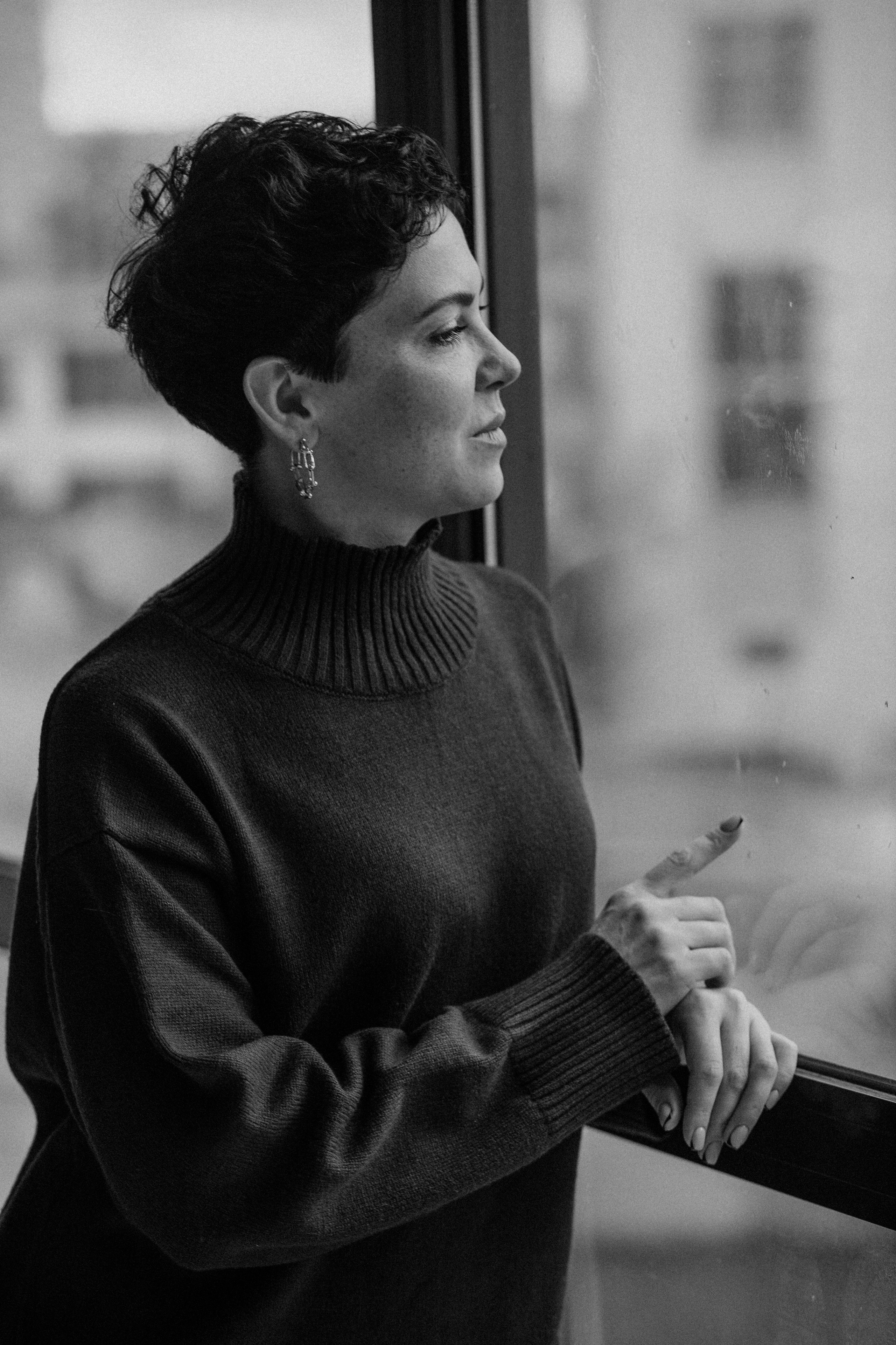 Студийные съемки в ч/б. Женский фотограф в Москве Рина Леонтьева