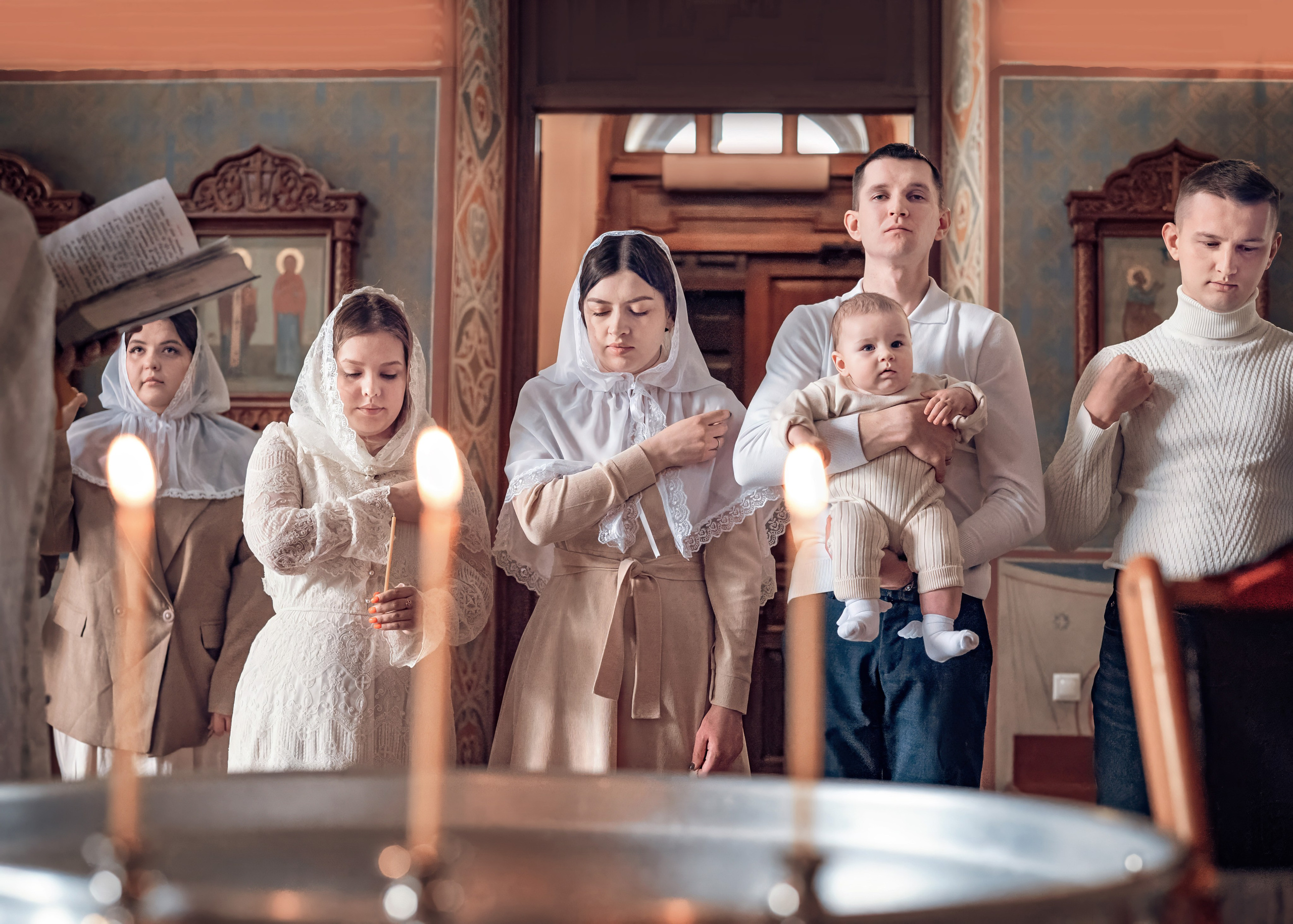Крещение Ярослава в Храме Иоанна Предтечи. Фотографы крещения/венчания  Красноярск Татьяна и Вячеслав Переваловы