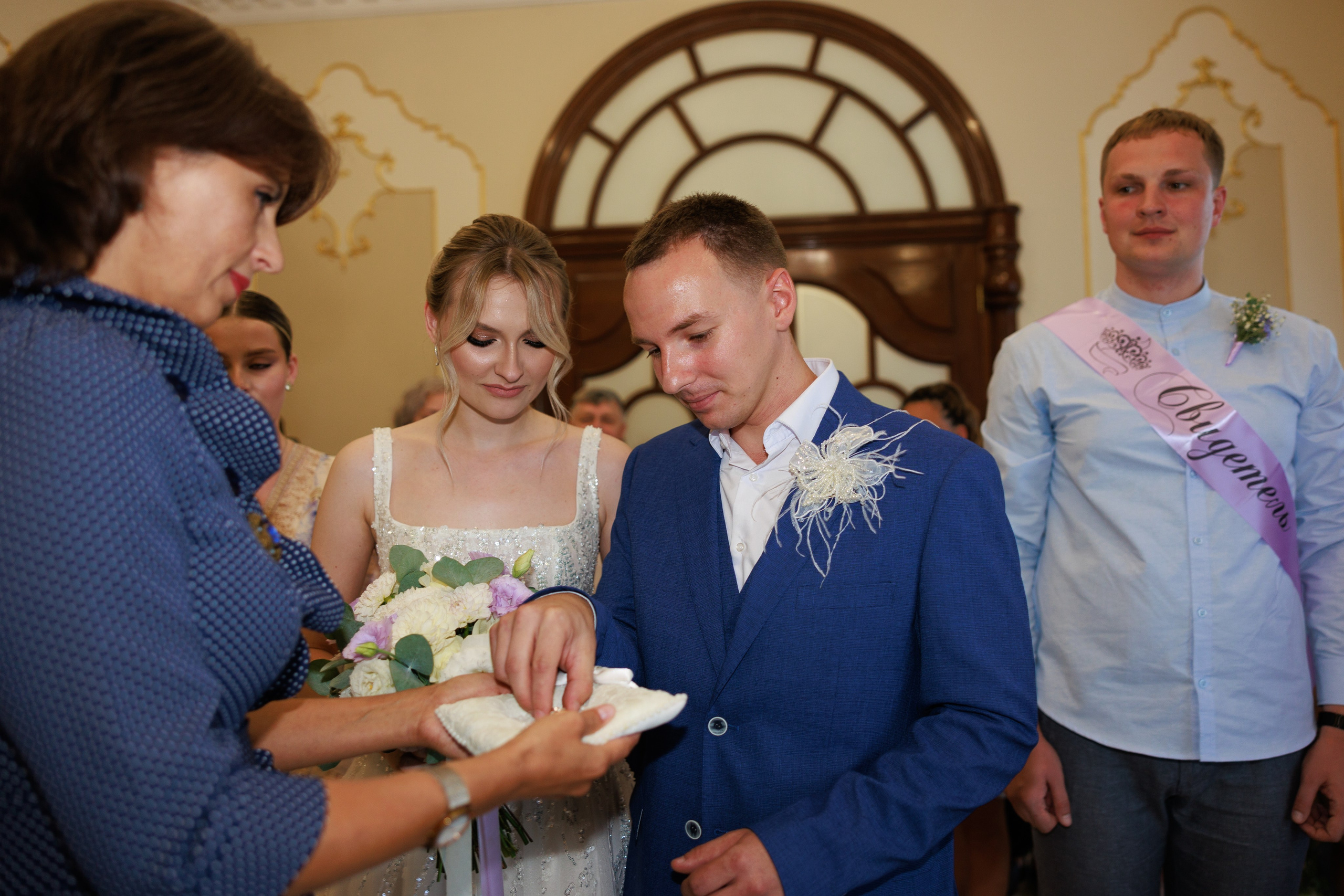 Е+В (Утро, ЗАГС, Luciano, Банкет). Профессиональная фотосъемка в Крыму. Натуральные эмоции и живые кадры. Забронируйте дату прямо сейчас!