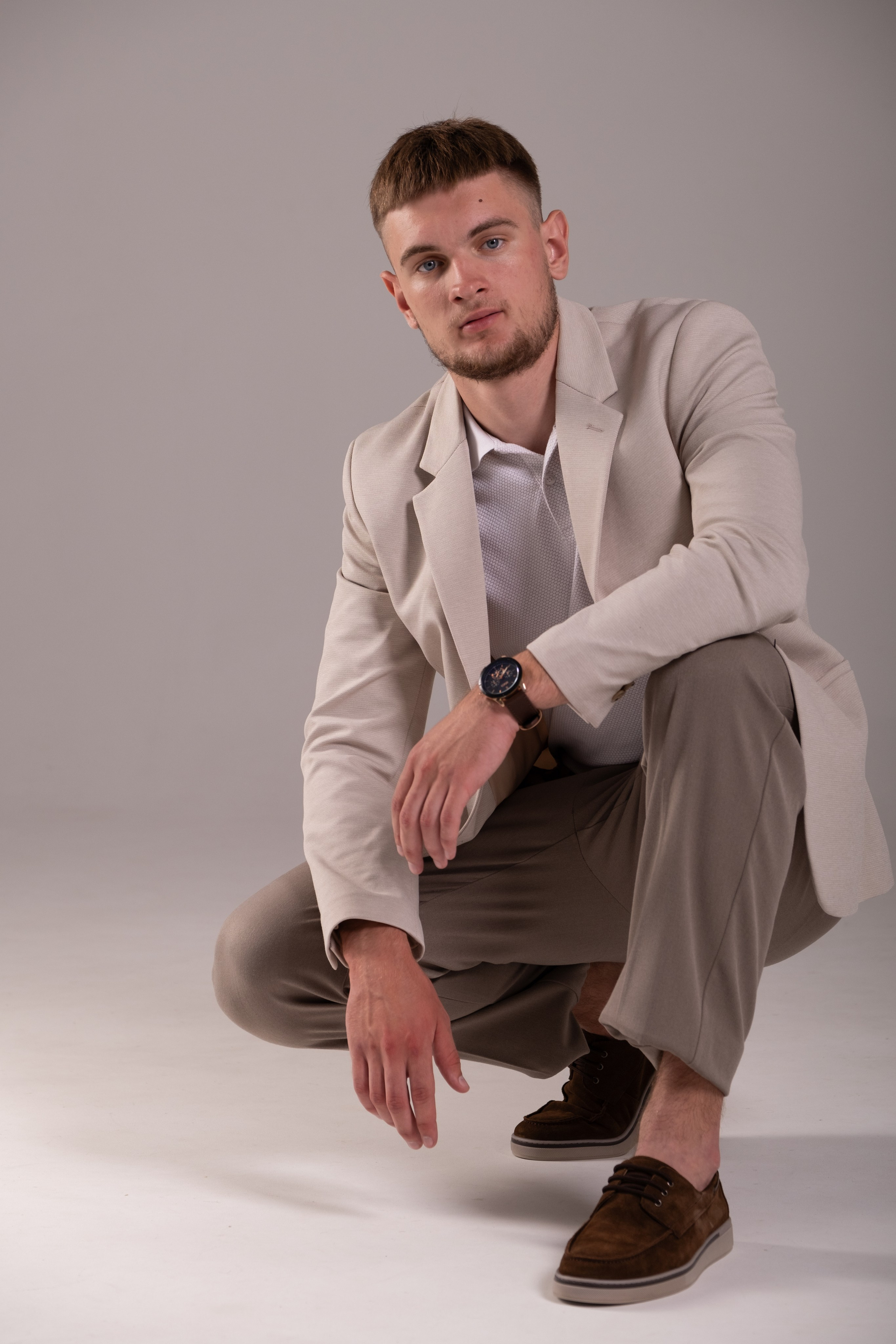 Владимир. Профессиональная фотосъемка в Крыму. Натуральные эмоции и живые кадры. Забронируйте дату прямо сейчас!