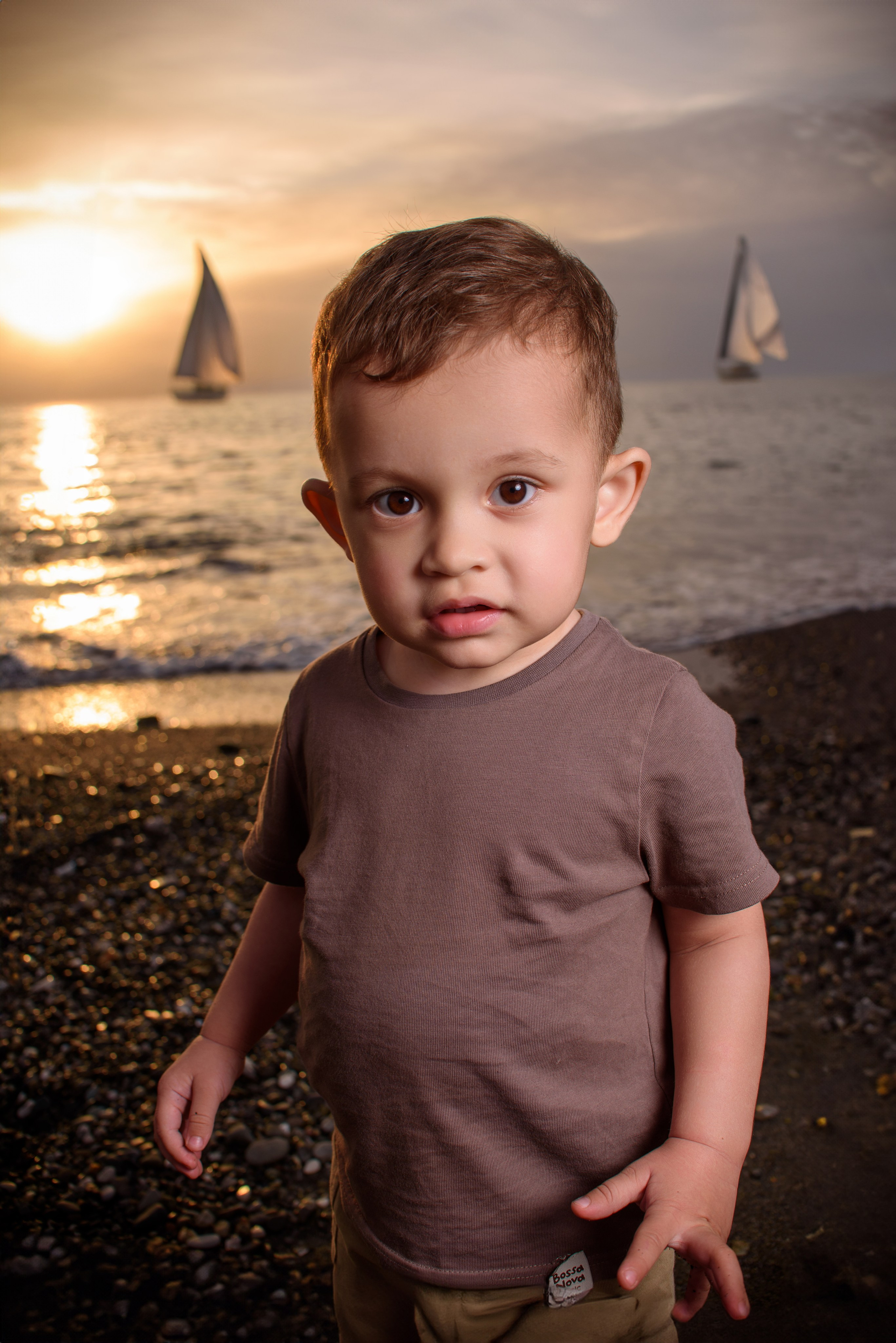 Фотосессия мальчика на море. Детский студийный фотограф Сочи