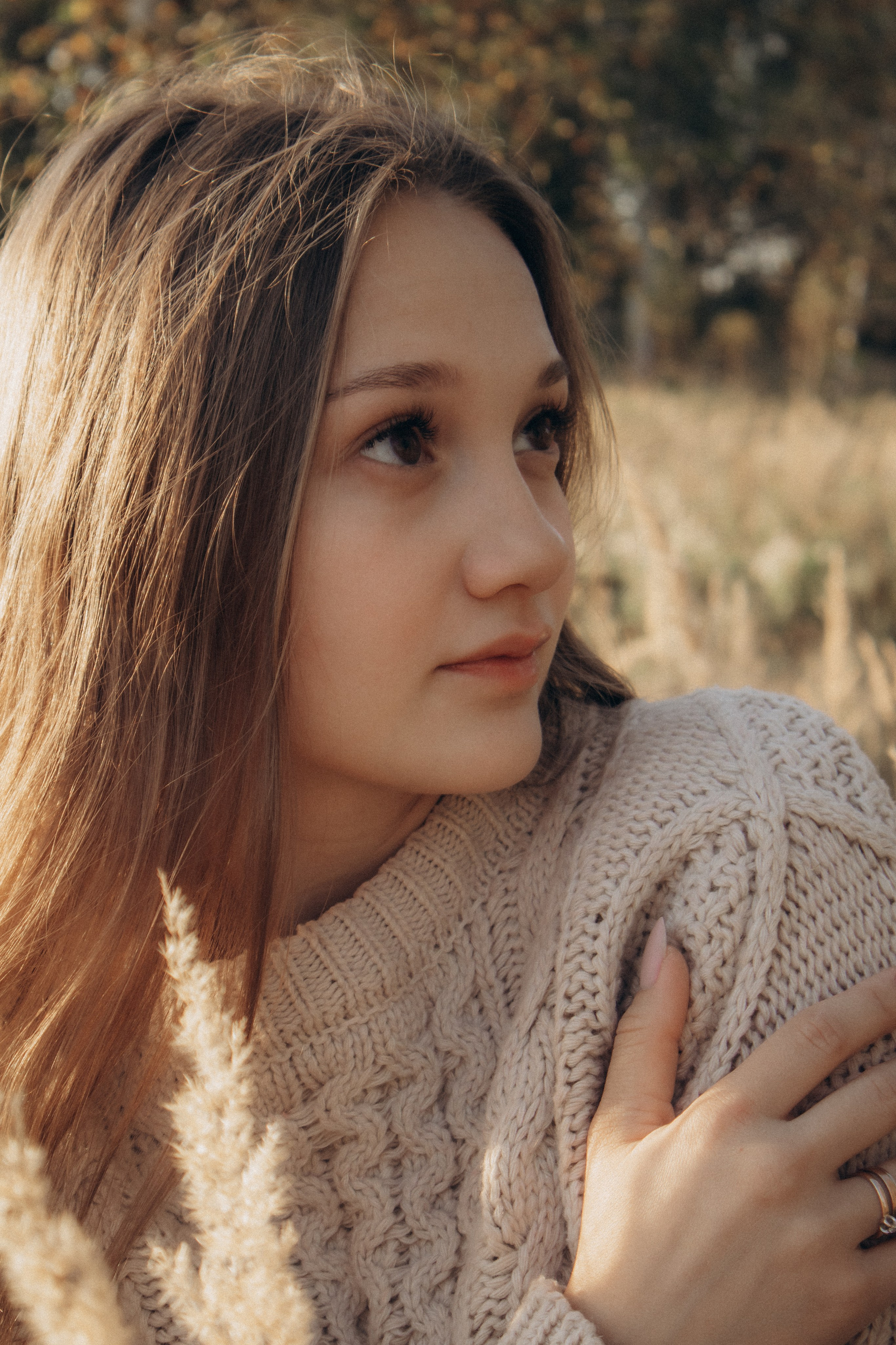 Юля. Осенняя фотосессия в поле. Юлия Левада Семейный и женский фотограф