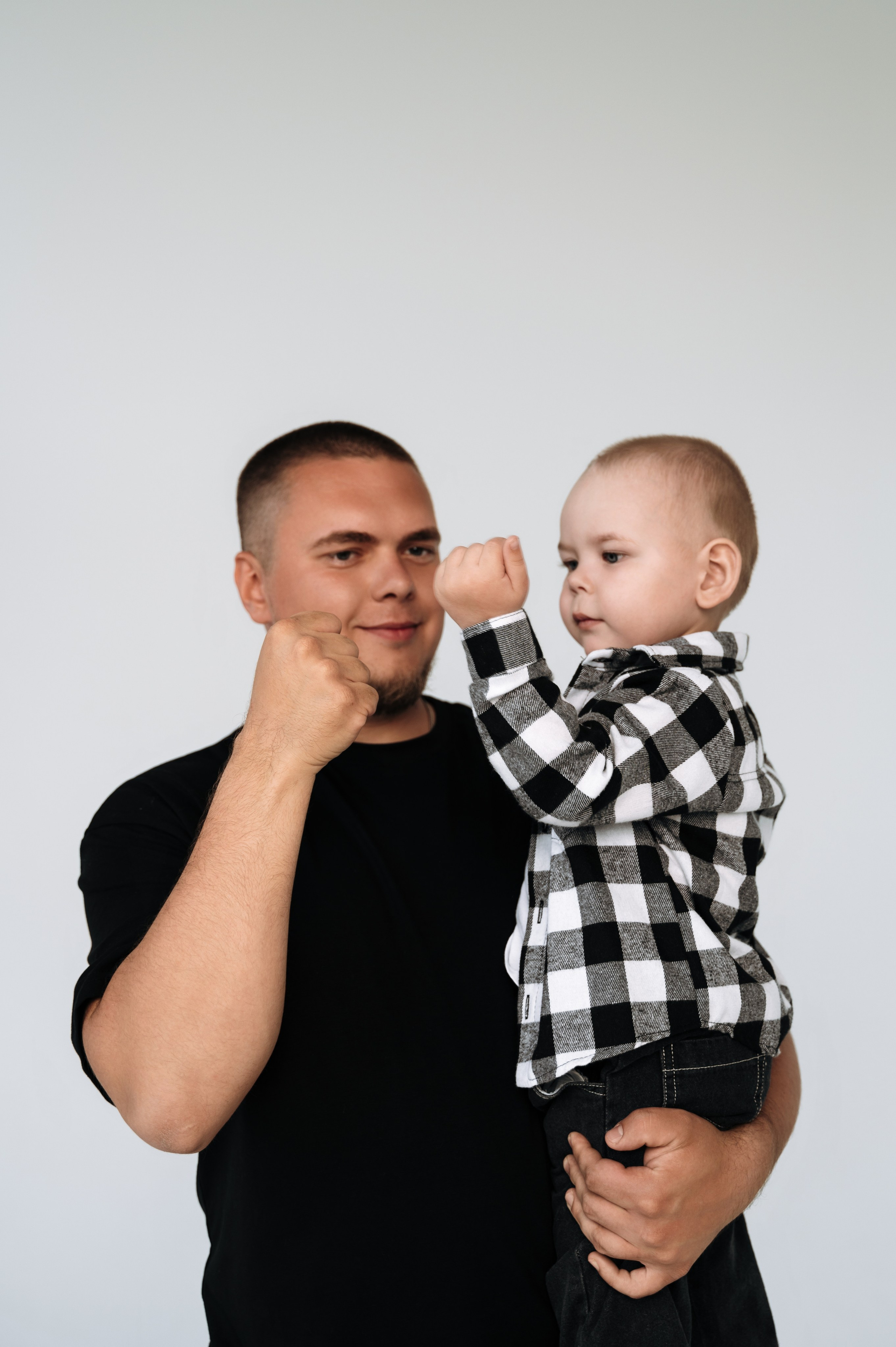 Фотосессия на день рождения мальчика 2 года. Портретный и семейный фотограф в Екатеринбурге Мария Чахеева